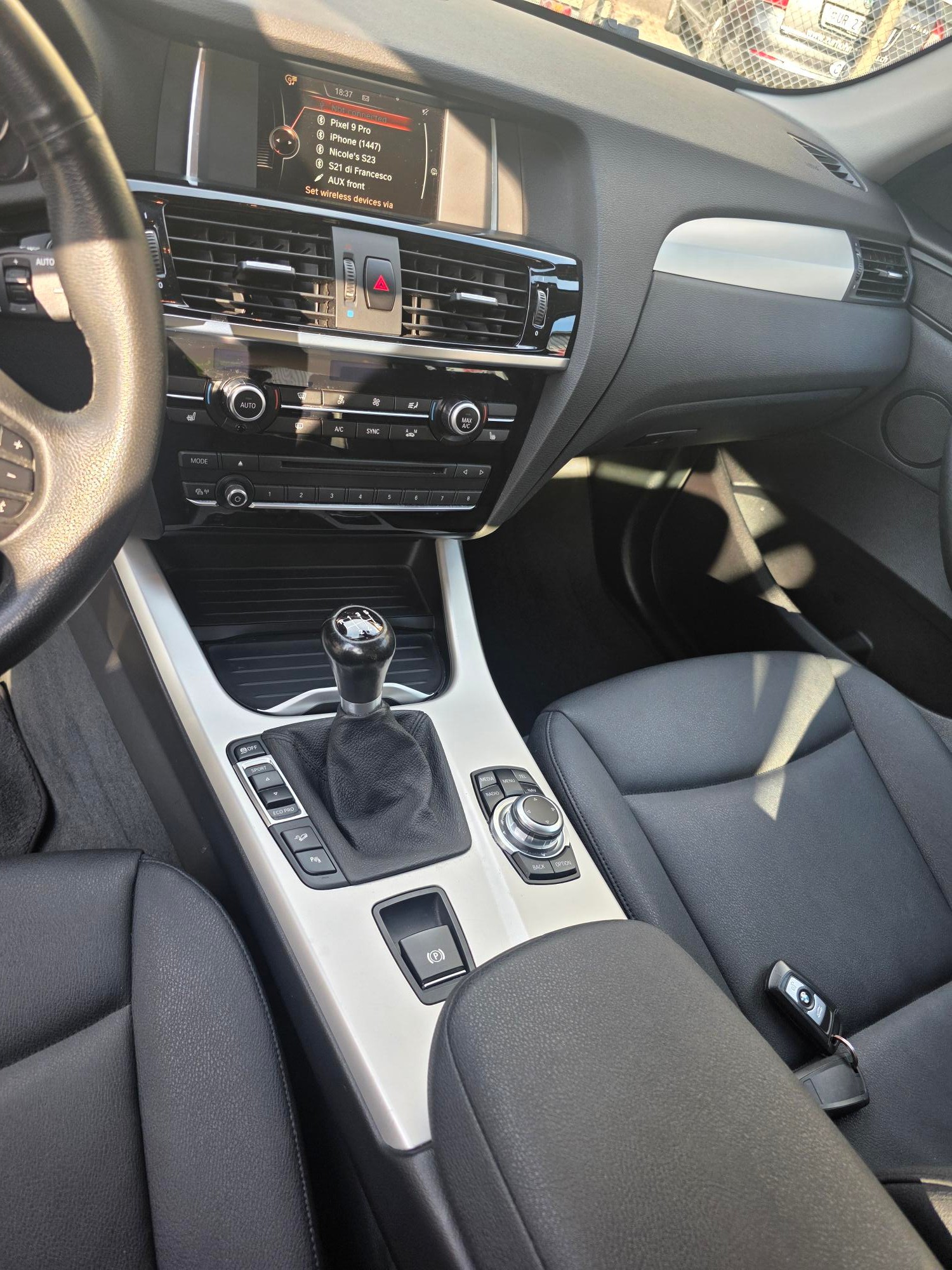 BMW X3 xDrive 20d-image-10