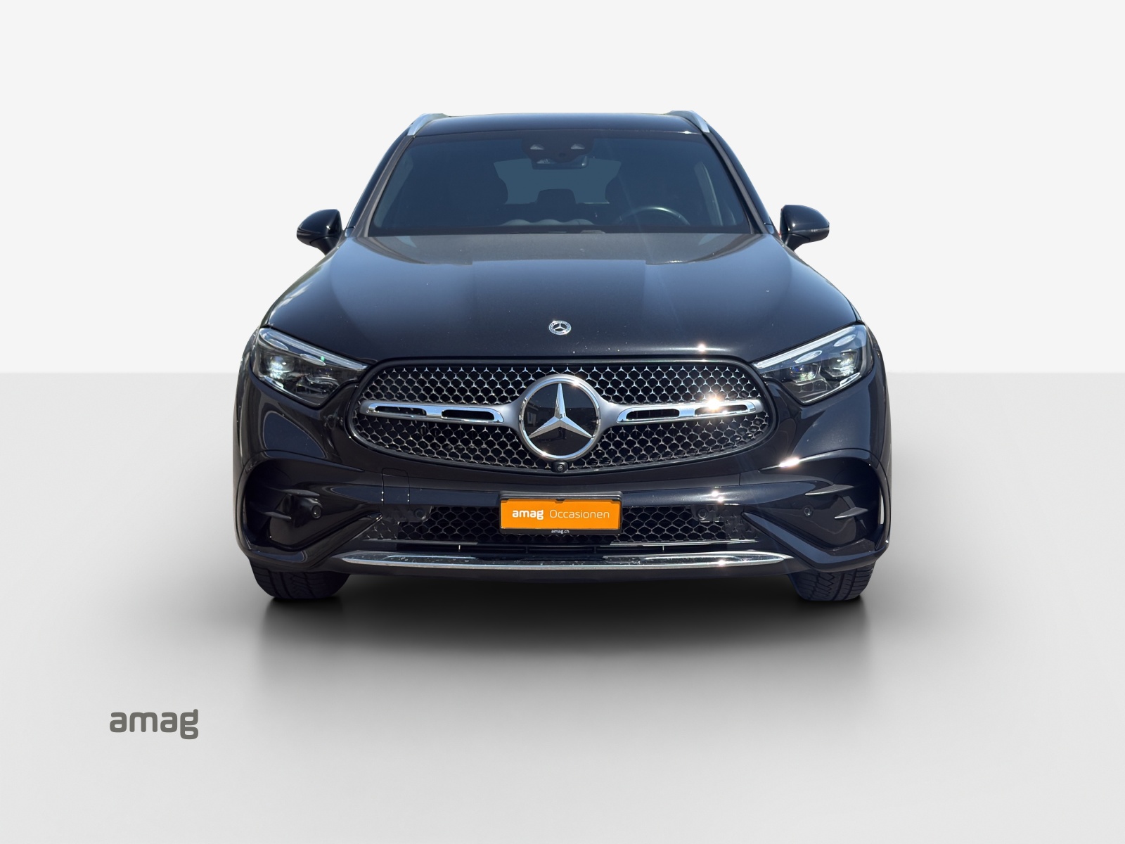 MERCEDES-BENZ GLC 300 4Matic AMG Line 9G-Tronic-image-6