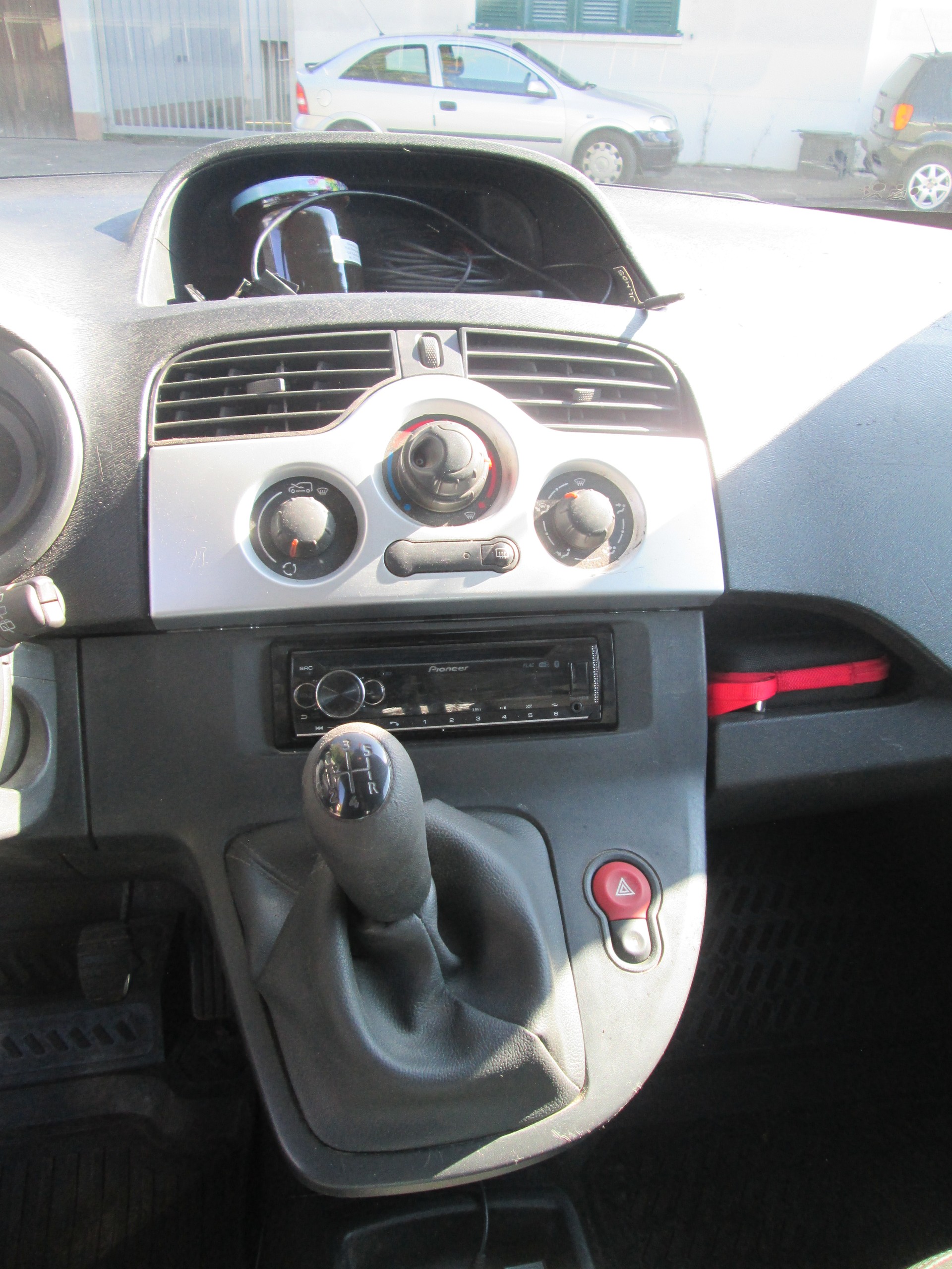 RENAULT Kangoo Maxi dCi 90 2 Plätze / 2 places-image-10