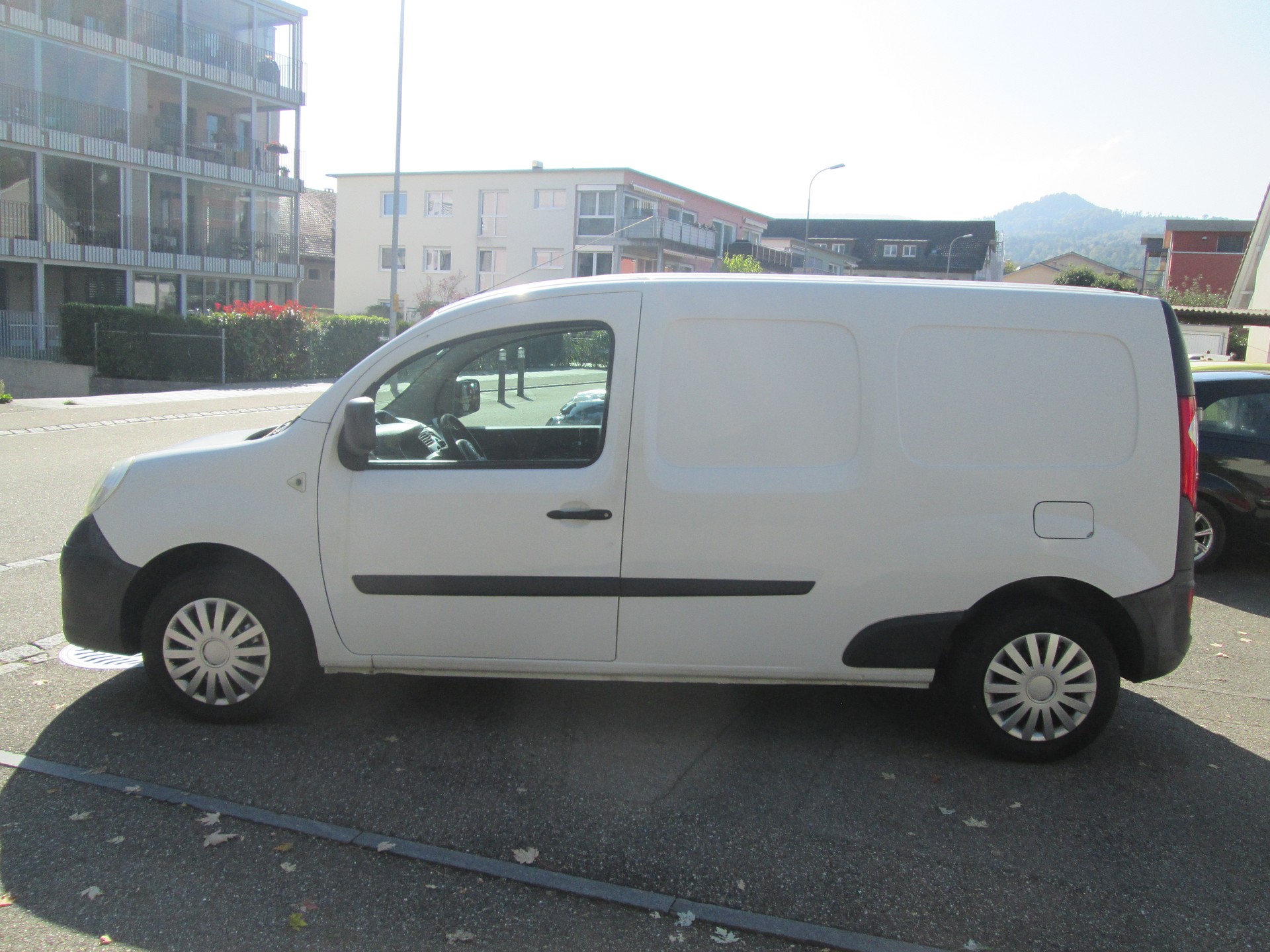 RENAULT Kangoo Maxi dCi 90 2 Plätze / 2 places-image-1