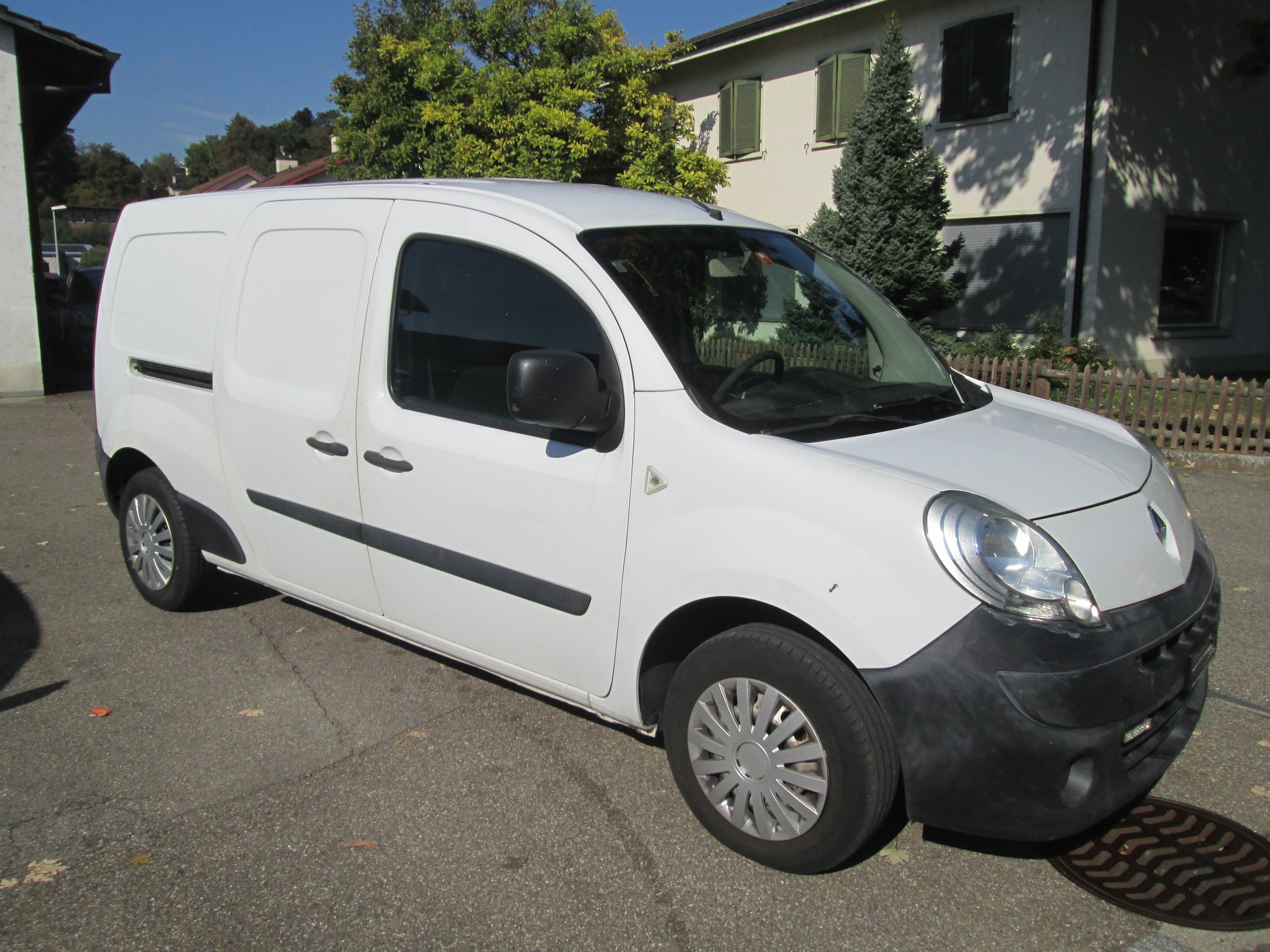 RENAULT Kangoo Maxi dCi 90 2 Plätze / 2 places-image-5