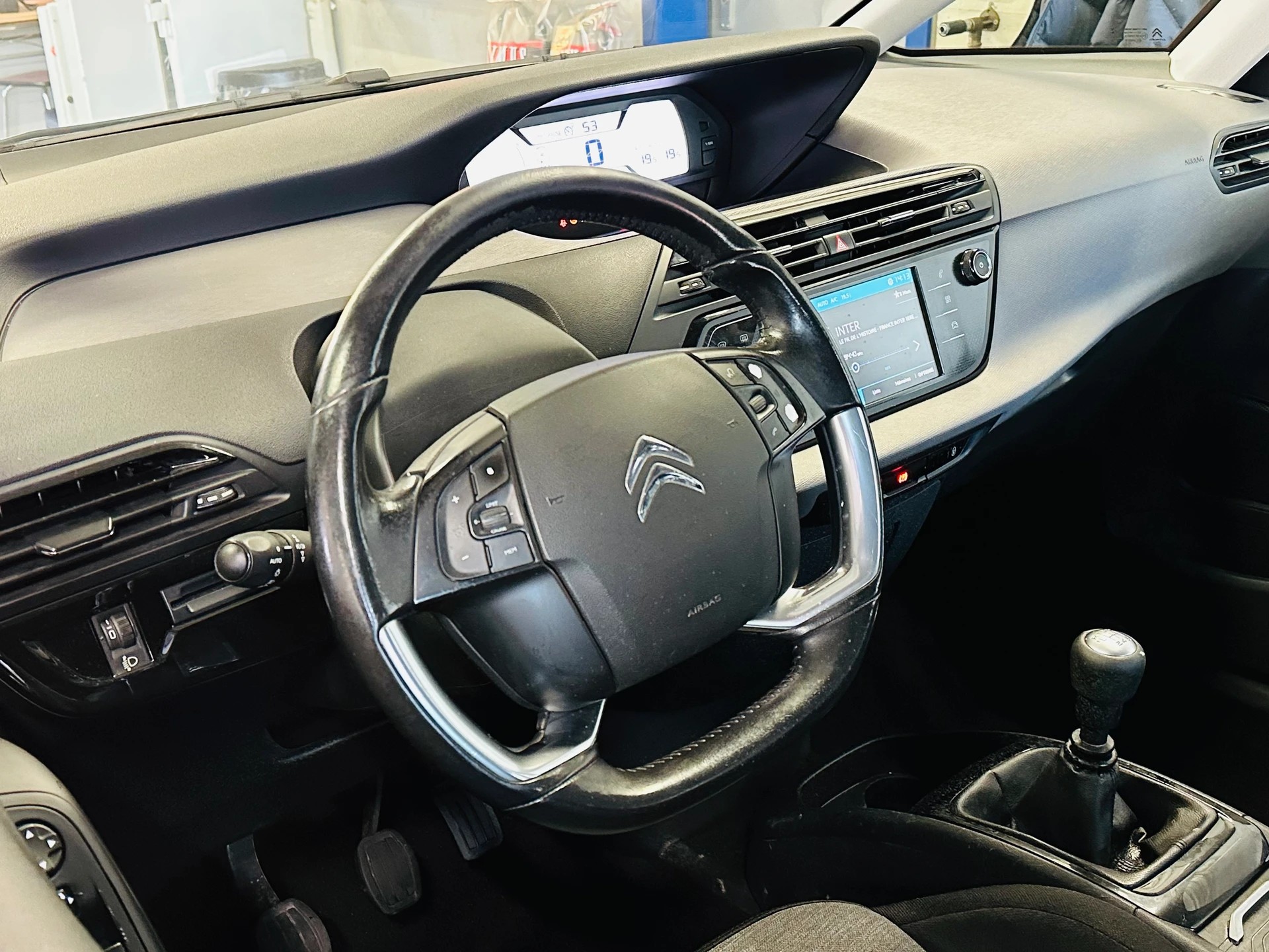 CITROEN Grand C4 Picasso 1.2 Pure Tech Shine-image-11