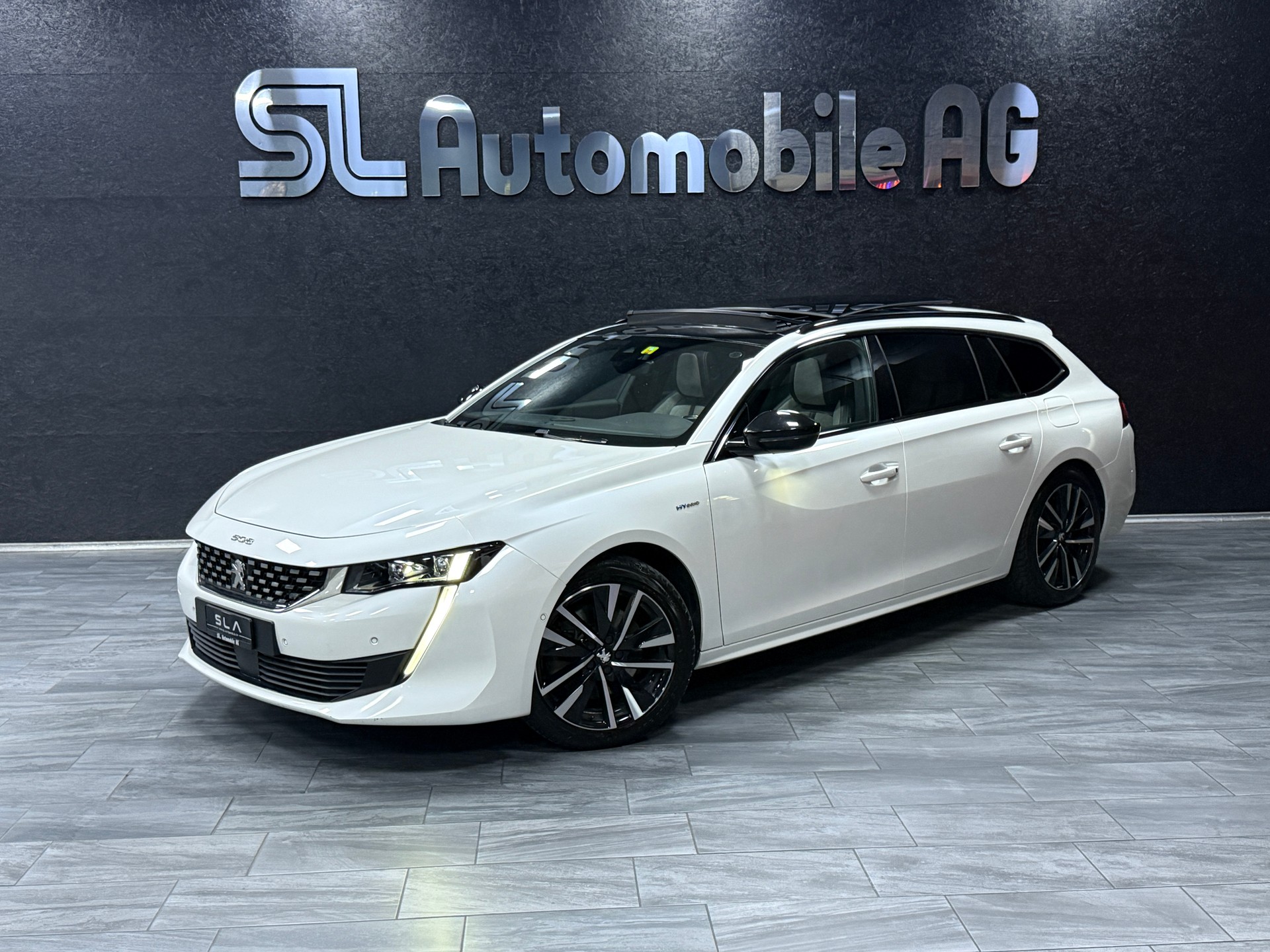 PEUGEOT 508 SW 1.6 PHEV Allure EAT8 / CH Fz-image-0