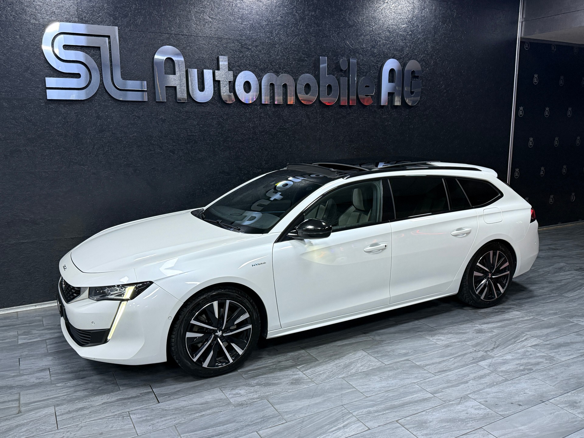 PEUGEOT 508 SW 1.6 PHEV Allure EAT8 / CH Fz-image-3