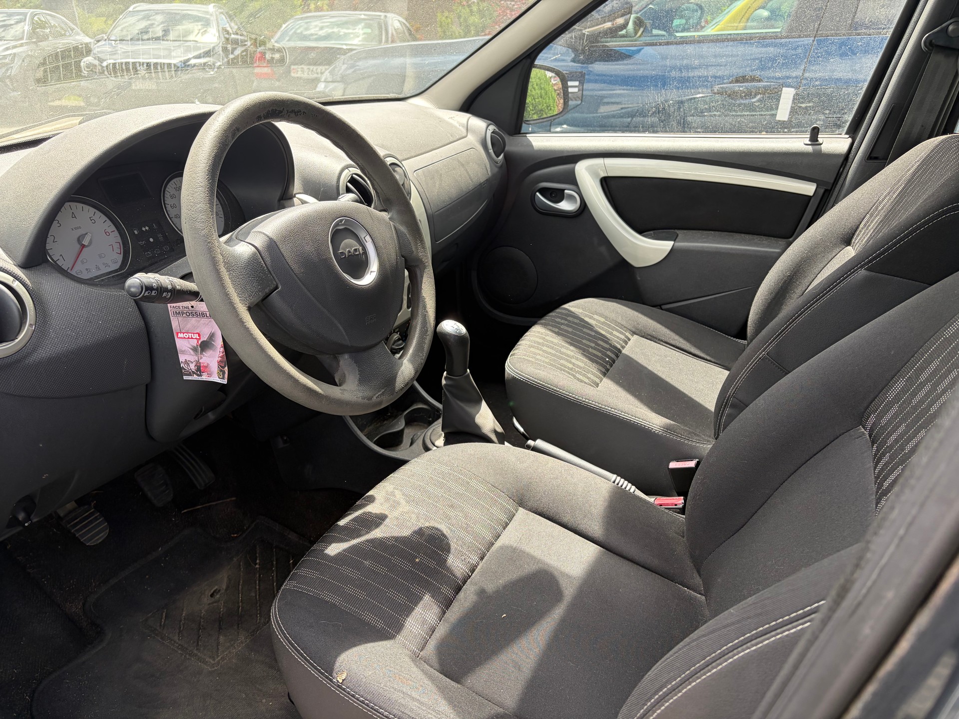 DACIA Logan 1.6 16V E85 Lauréate-image-5