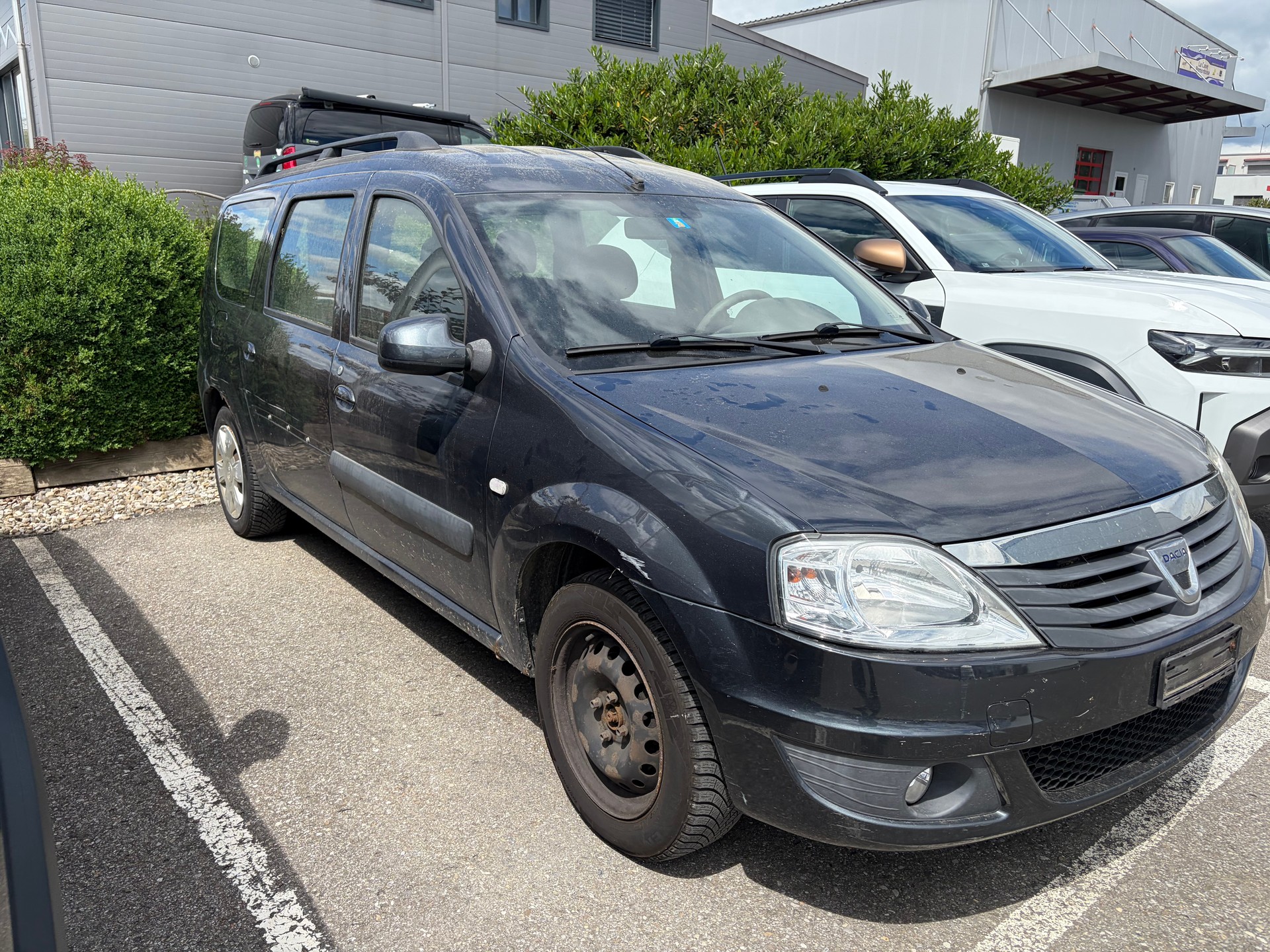 DACIA Logan 1.6 16V E85 Lauréate-image-0