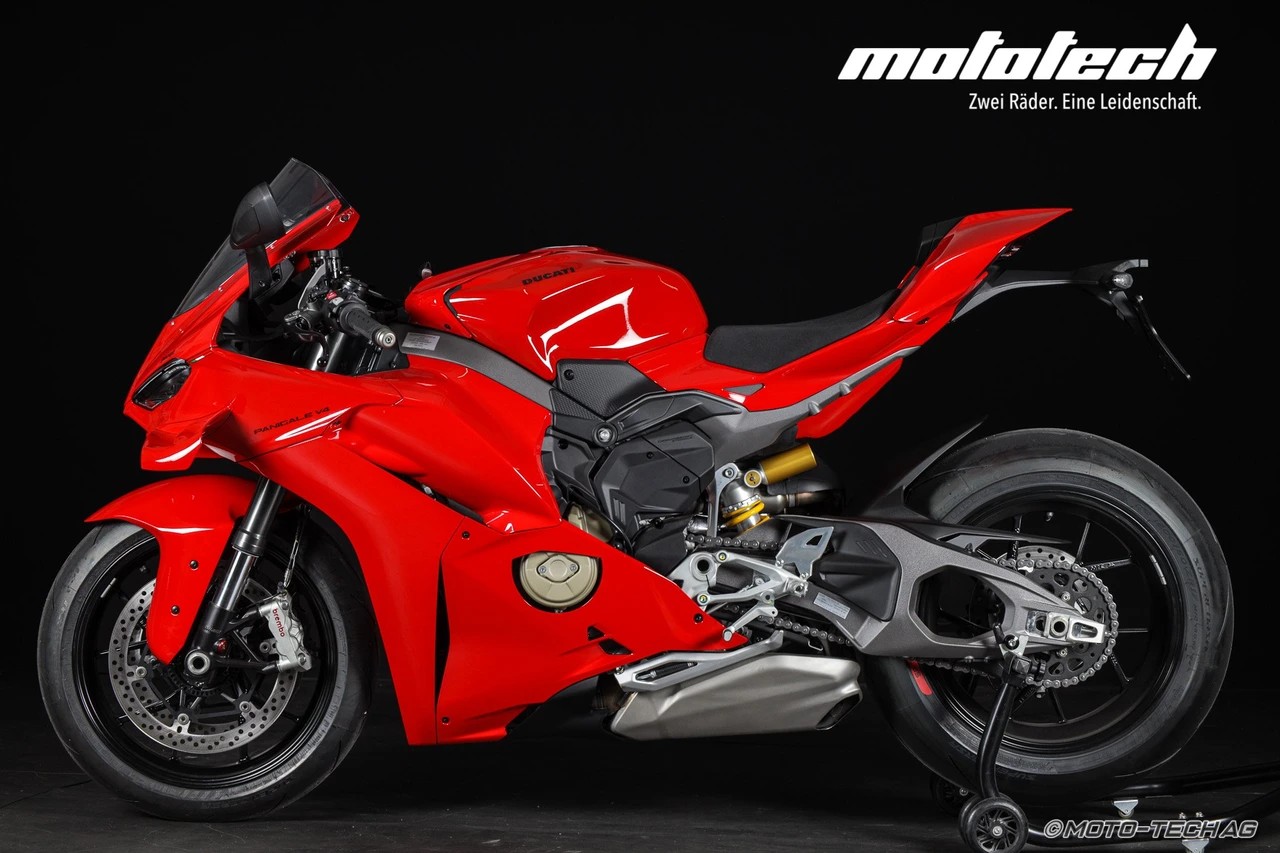 DUCATI Panigale V4-image-4