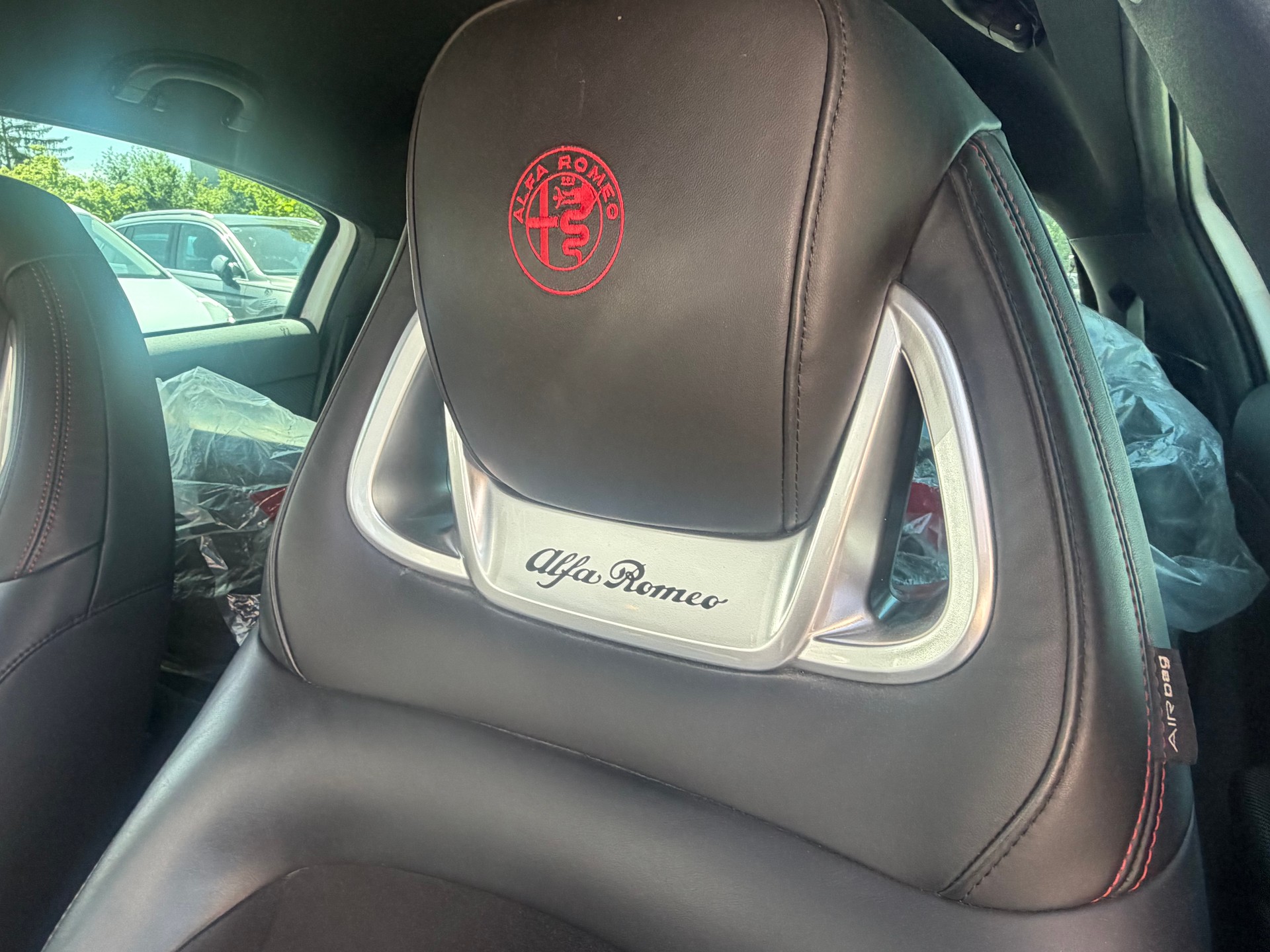 ALFA ROMEO Giulietta 1750 TBi Veloce TCT-image-9