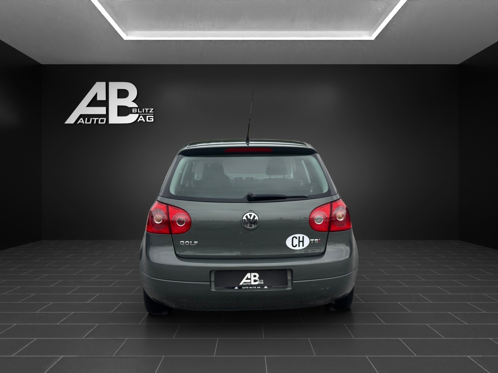 VW Golf 1.4 TSI Leader-image-3