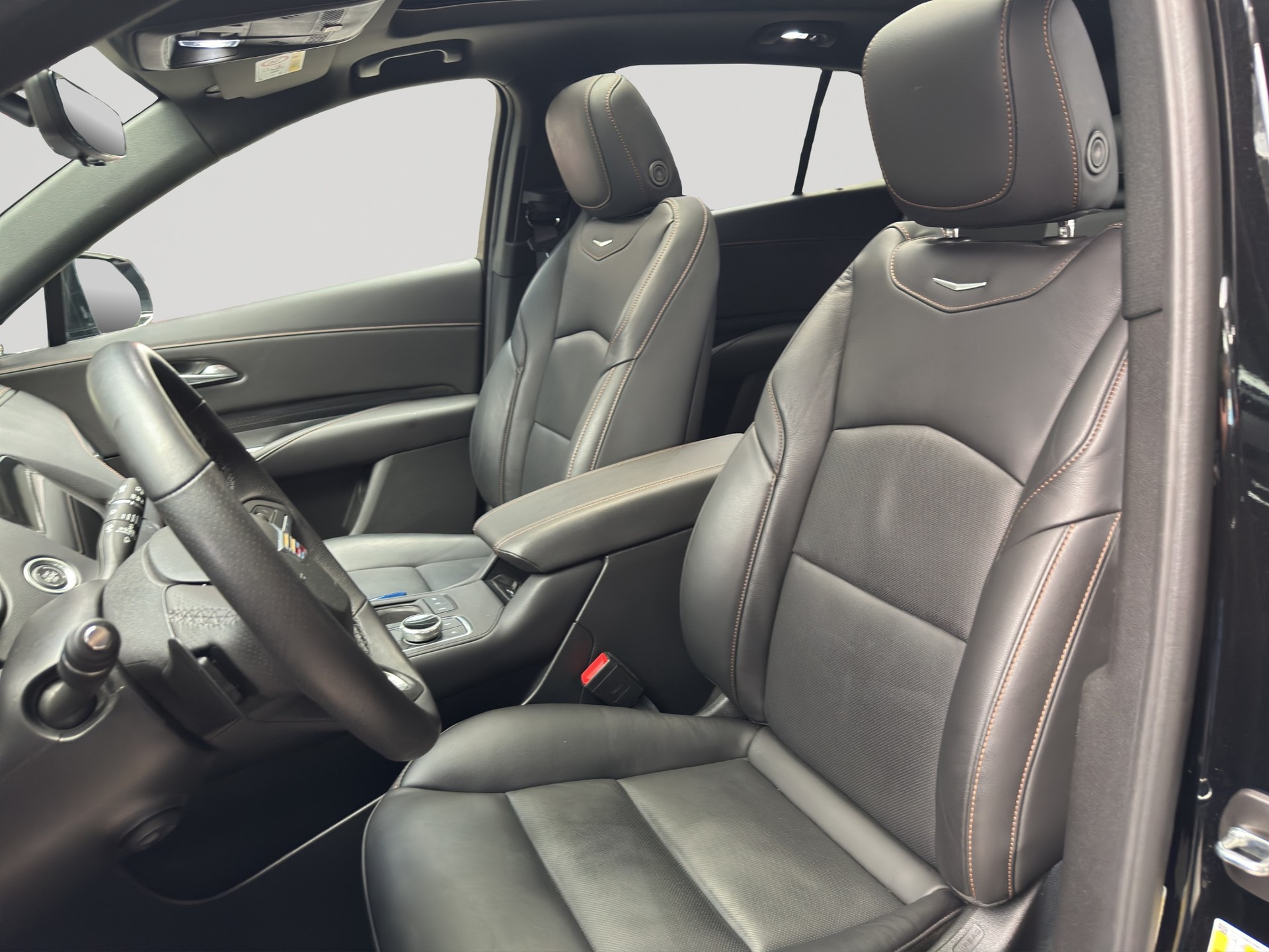 CADILLAC XT4 350T 2.0 Sport AWD Automat-image-5