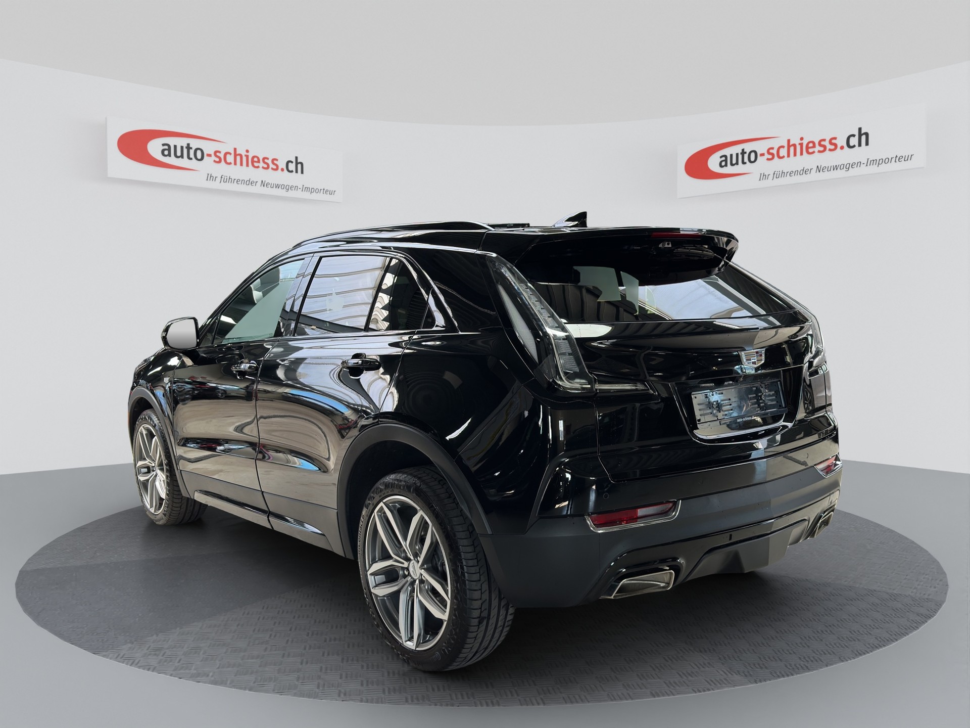 CADILLAC XT4 350T 2.0 Sport AWD Automat-image-2