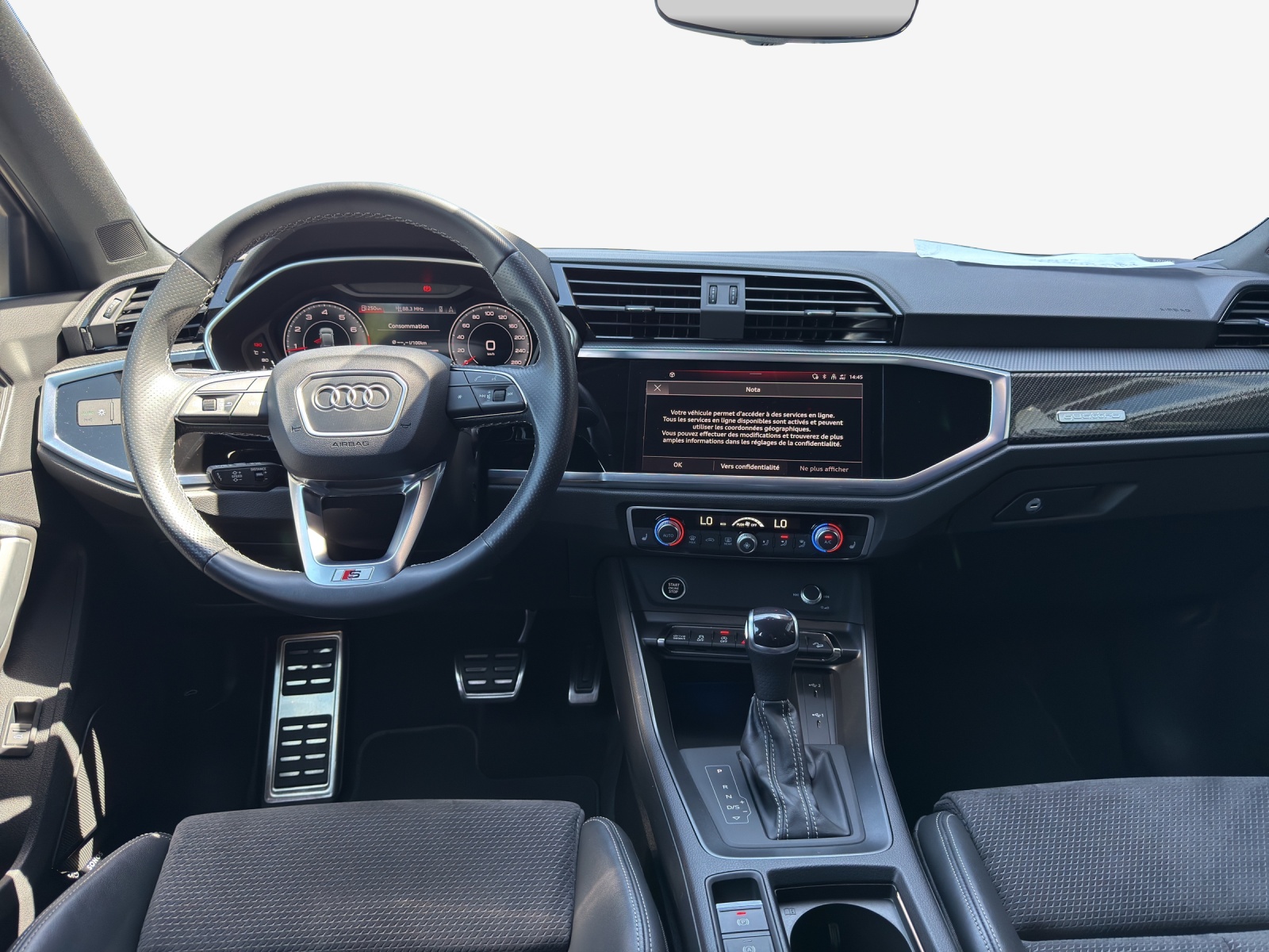 AUDI Q3 Sportback 45 TFSI S line quattro S-tronic-image-8