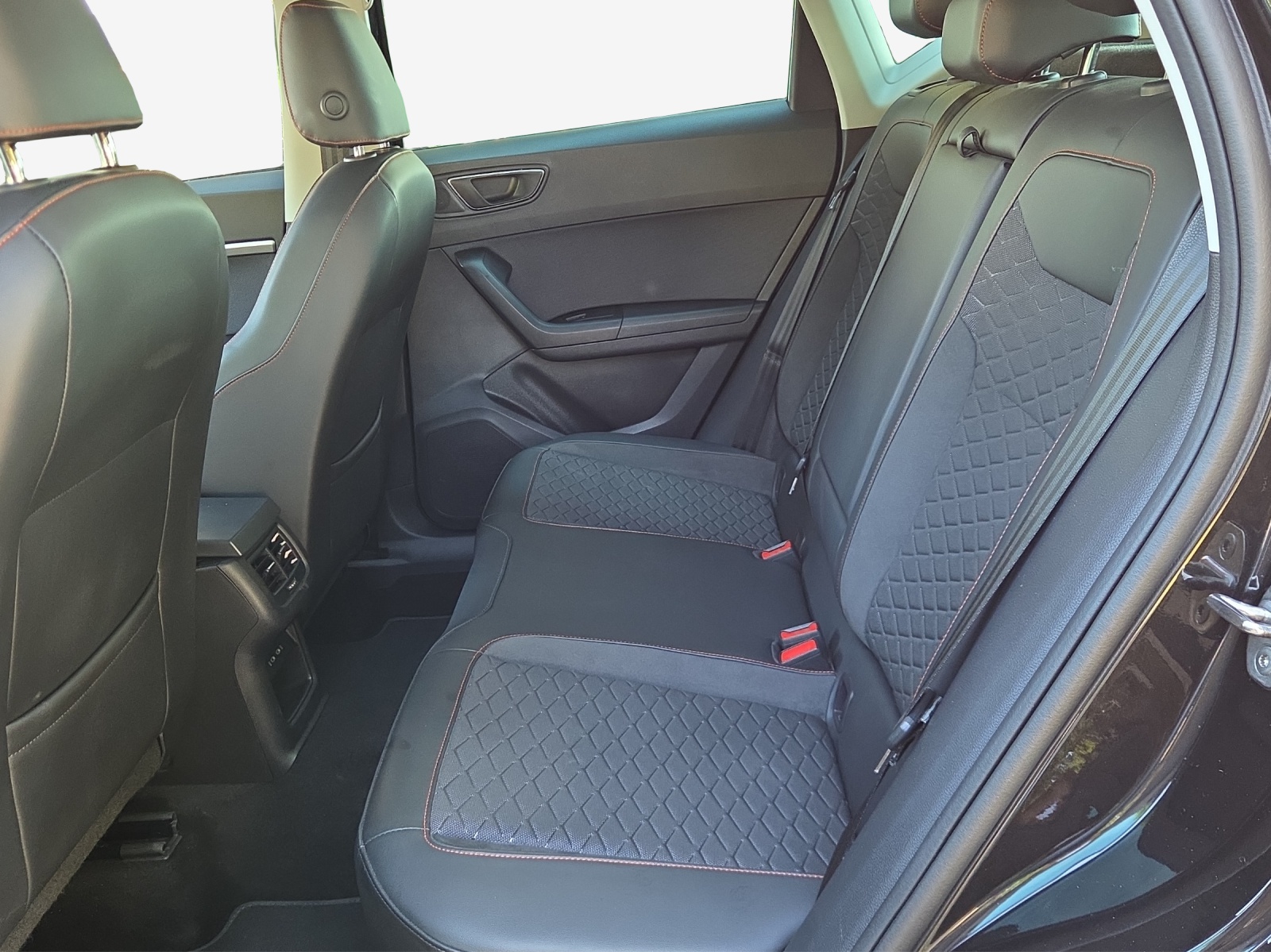 SEAT Ateca 1.5 TSI EVO DSG FR-image-11