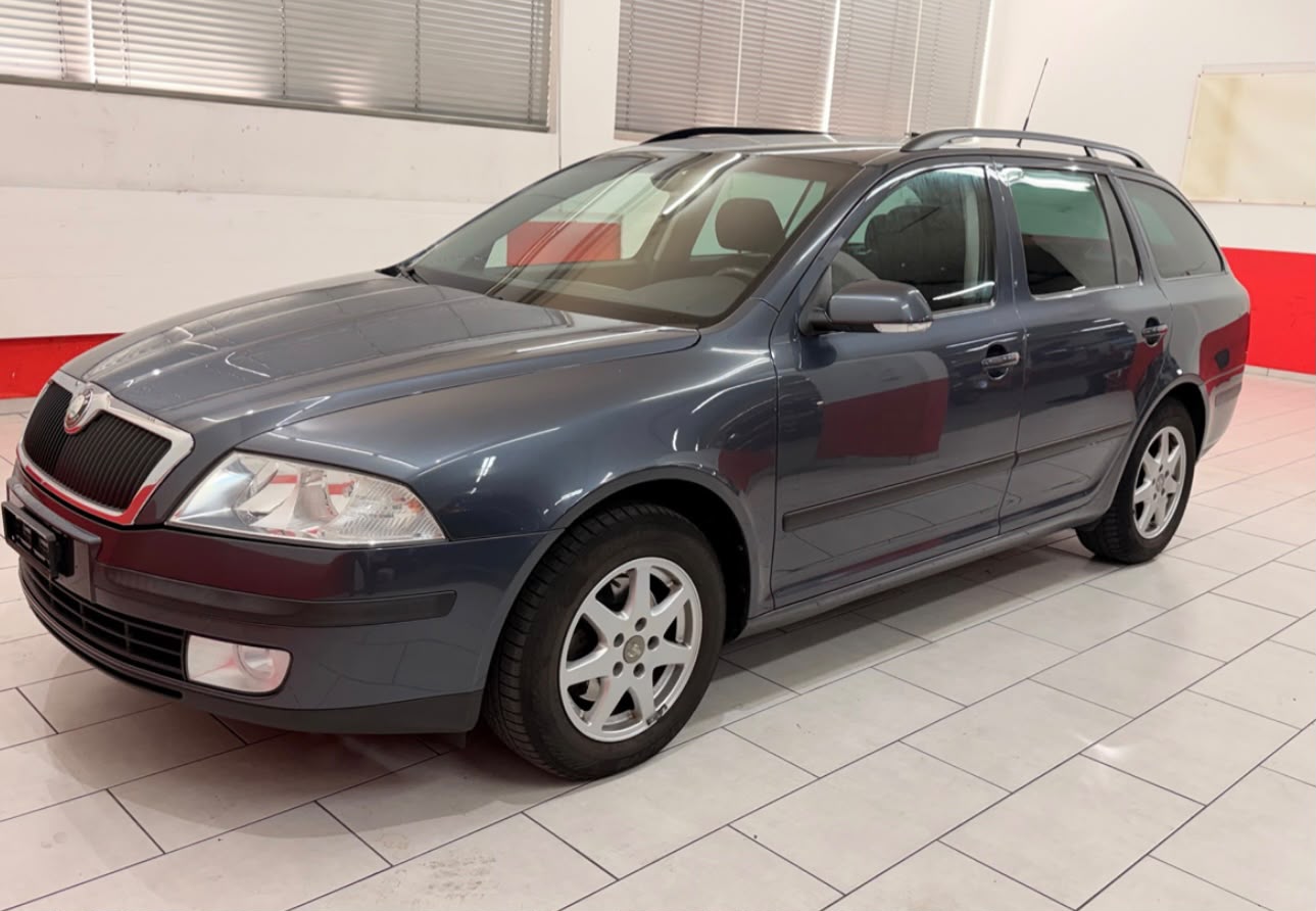 SKODA Octavia 2.0 TDI Elegance-image-1
