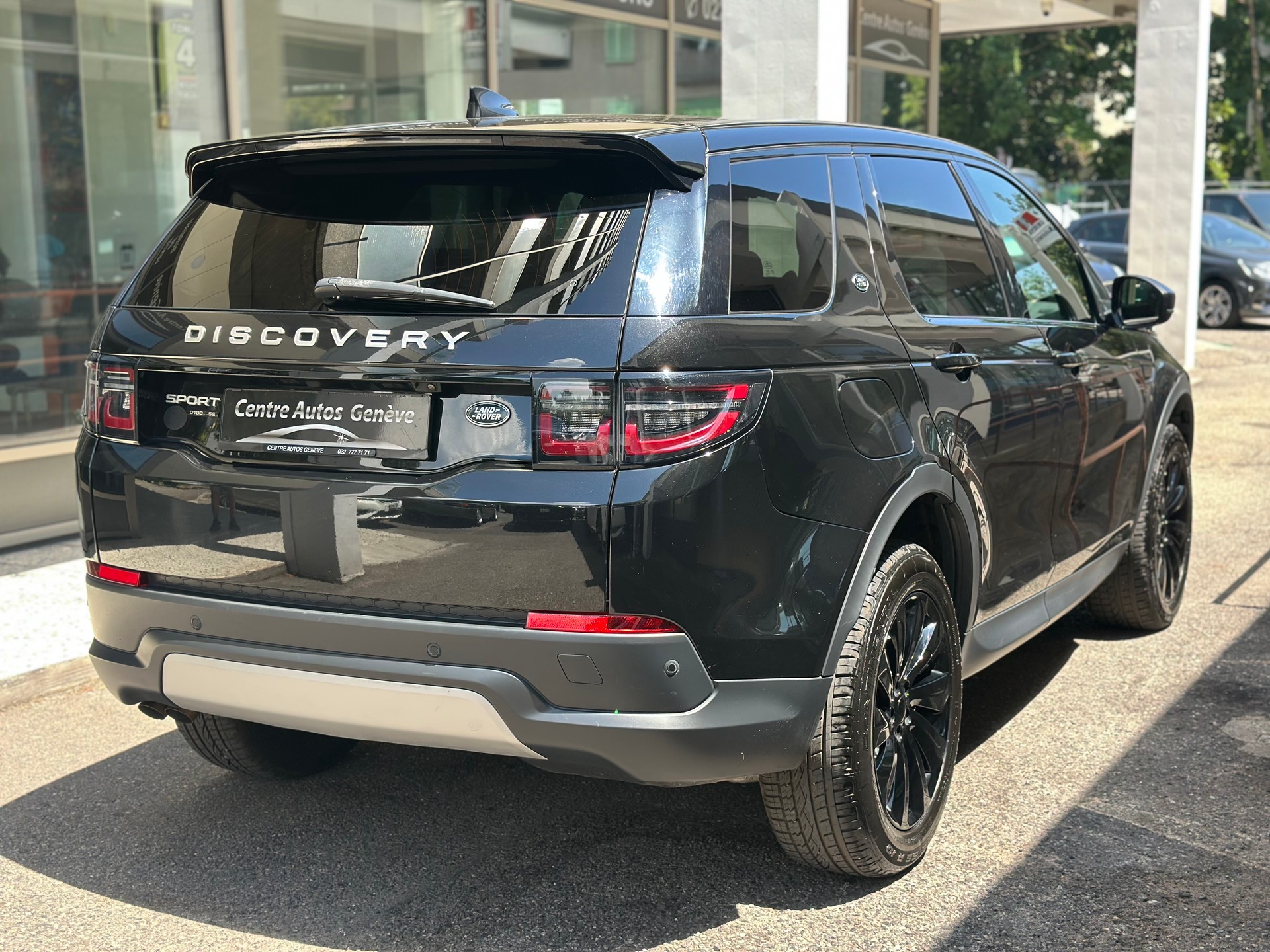 LAND ROVER Discovery Sport R Dyn D180 2.0D TD4 MHEV SE AWD AT9-image-5