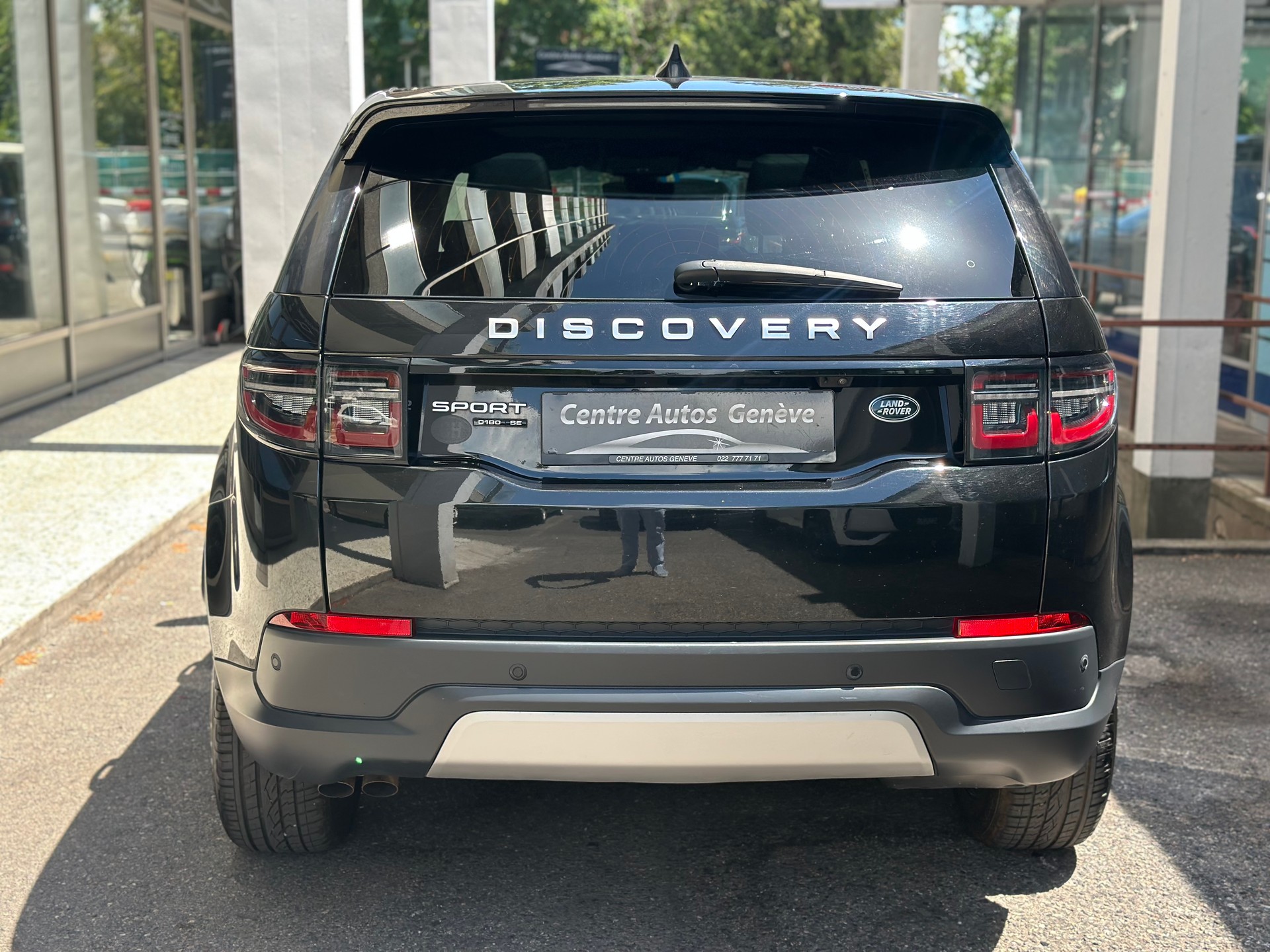 LAND ROVER Discovery Sport R Dyn D180 2.0D TD4 MHEV SE AWD AT9-image-4