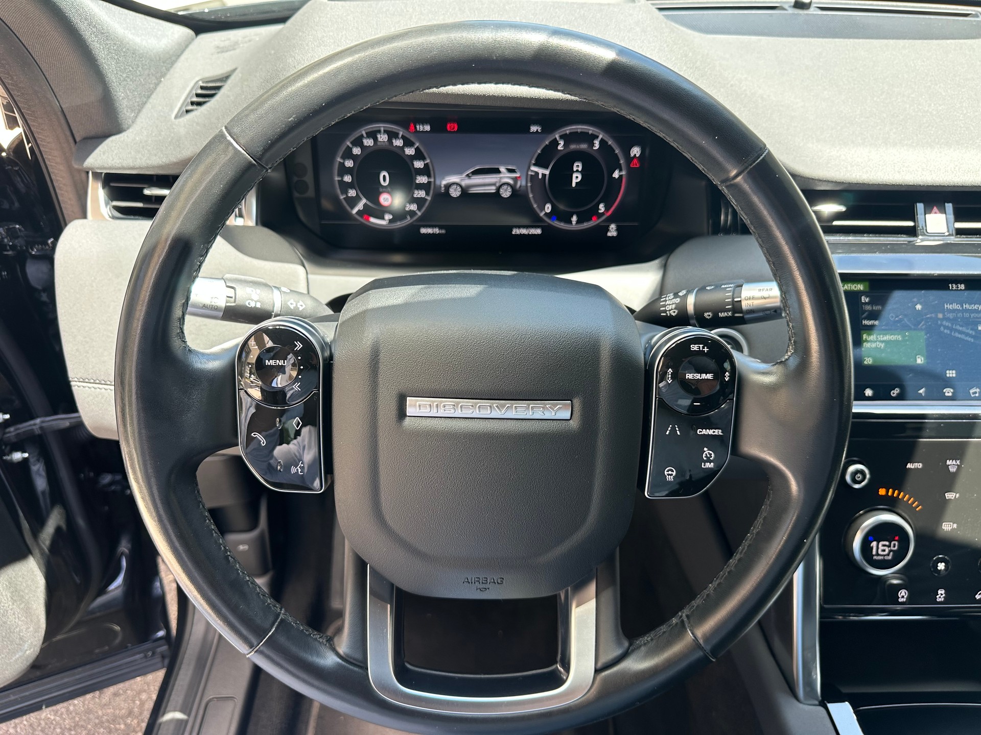 LAND ROVER Discovery Sport R Dyn D180 2.0D TD4 MHEV SE AWD AT9-image-9