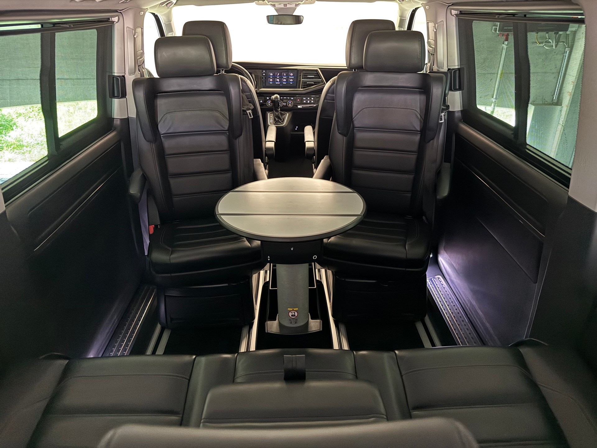 VW T6.1 Multivan 2.0 Bi-TDI Highline 4Motion DSG-image-12