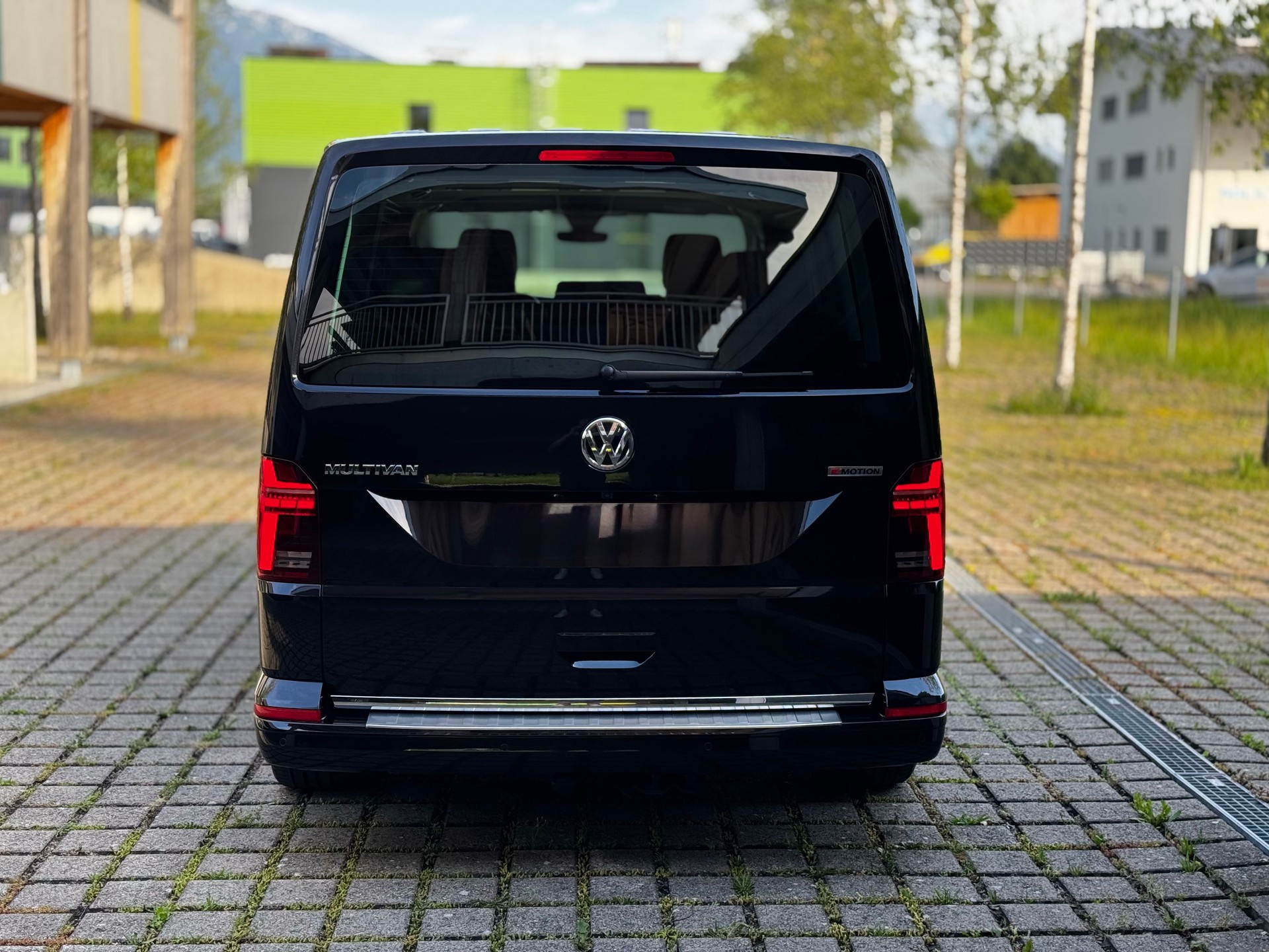 VW T6.1 Multivan 2.0 Bi-TDI Highline 4Motion DSG-image-4