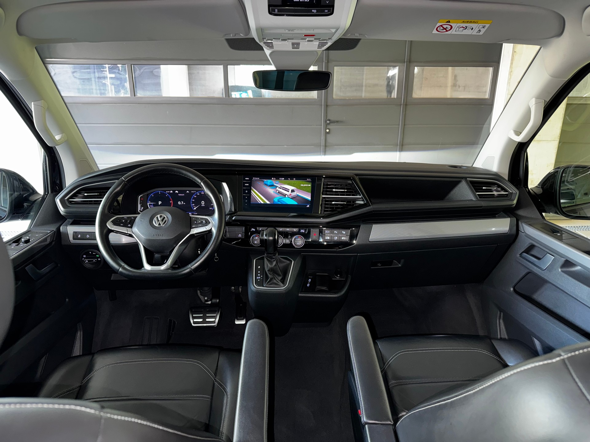 VW T6.1 Multivan 2.0 Bi-TDI Highline 4Motion DSG-image-10