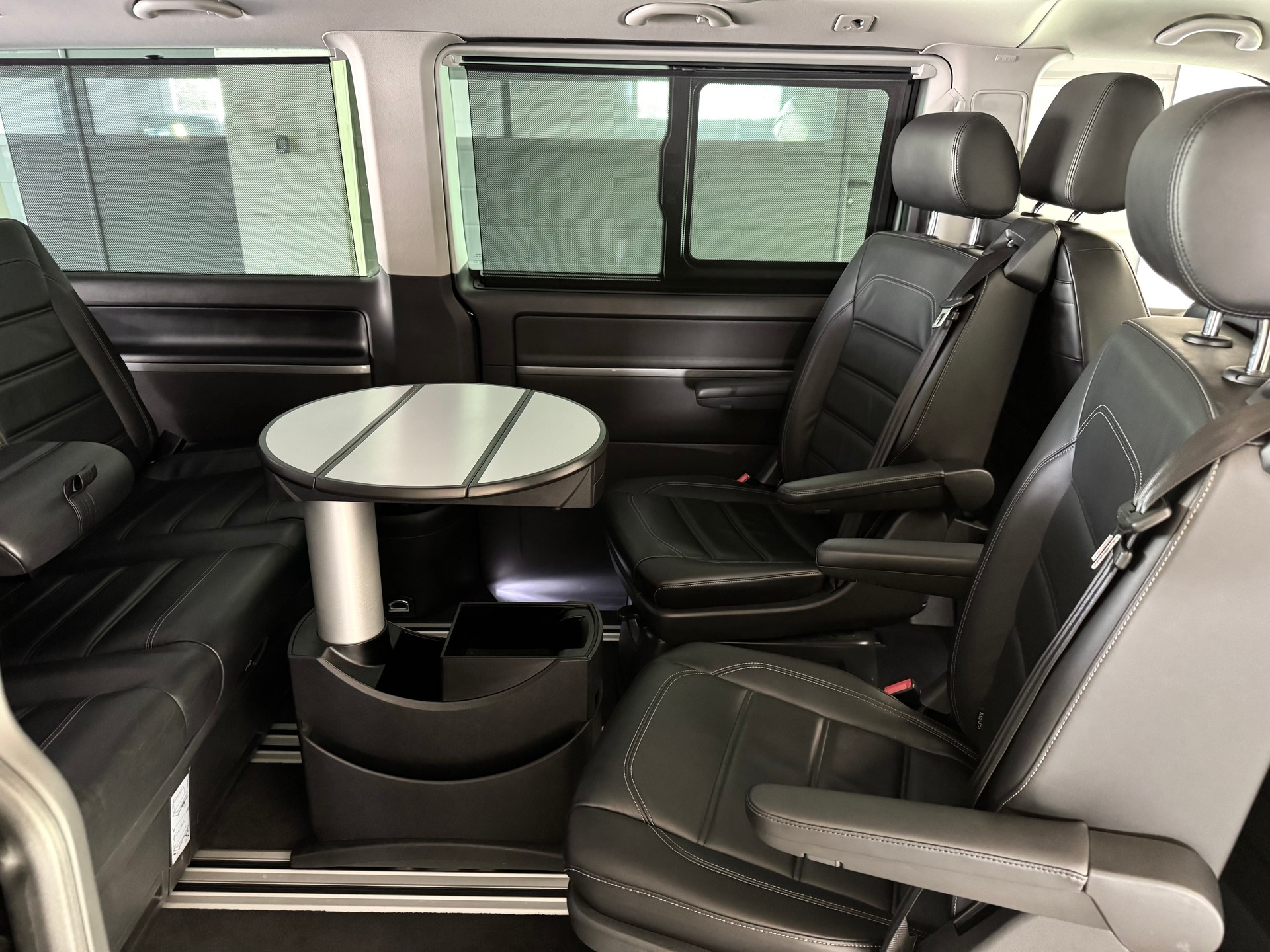 VW T6.1 Multivan 2.0 Bi-TDI Highline 4Motion DSG-image-11