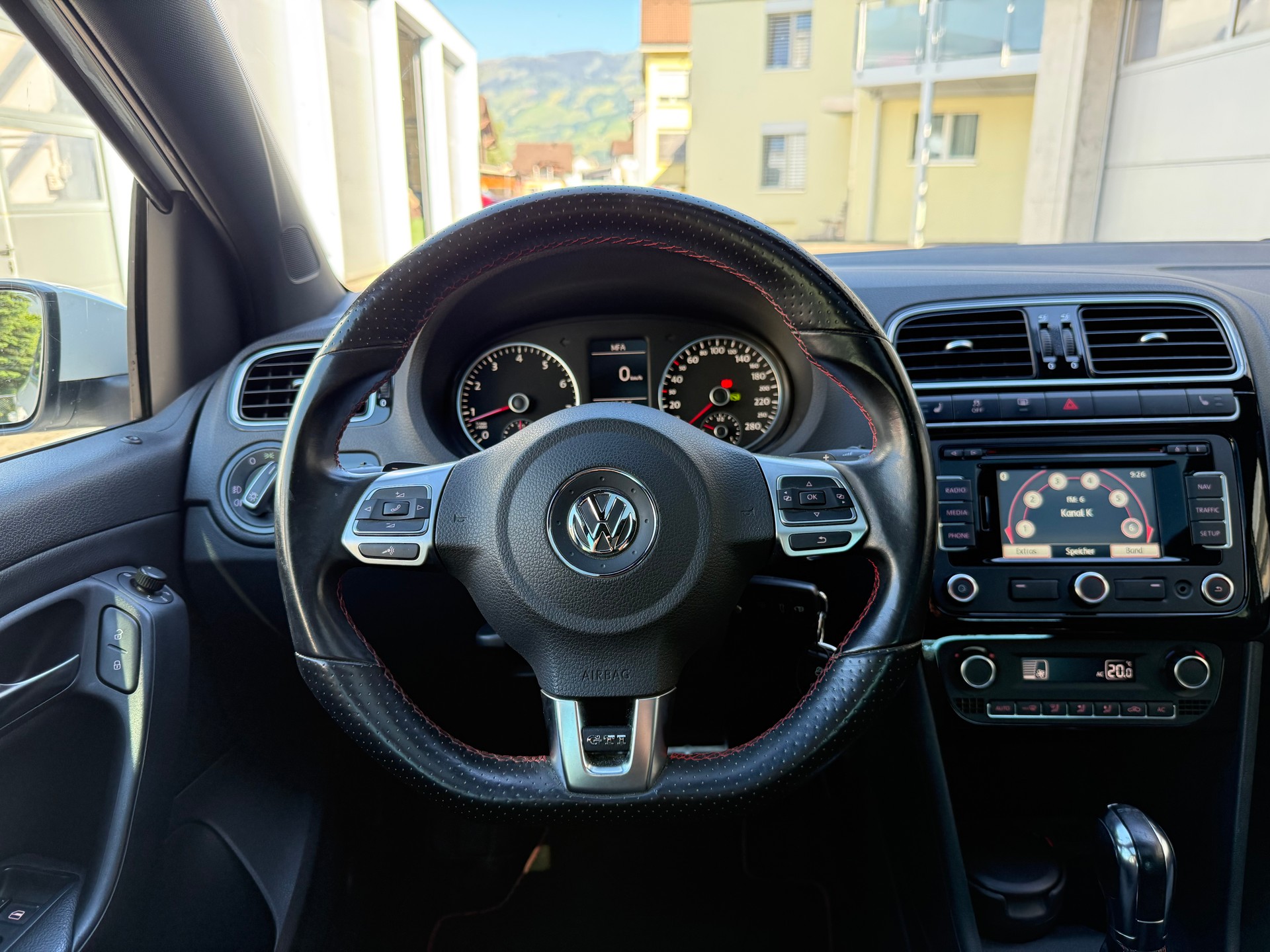 VW Polo 1.4 TSI GTI DSG-image-13