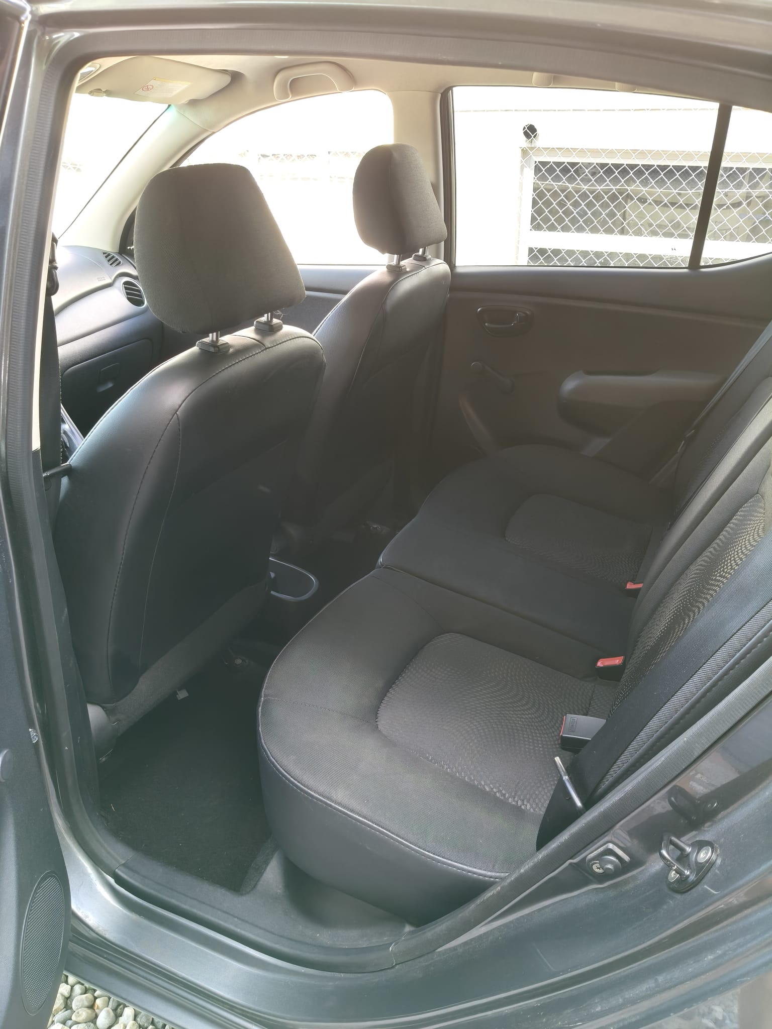 HYUNDAI i10 1.1 Comfort-image-10