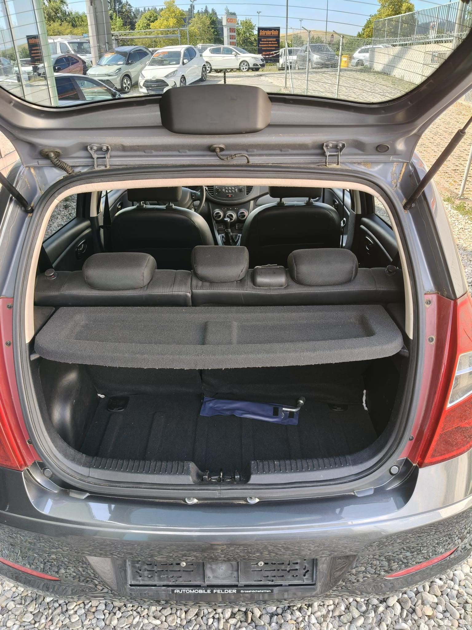 HYUNDAI i10 1.1 Comfort-image-11