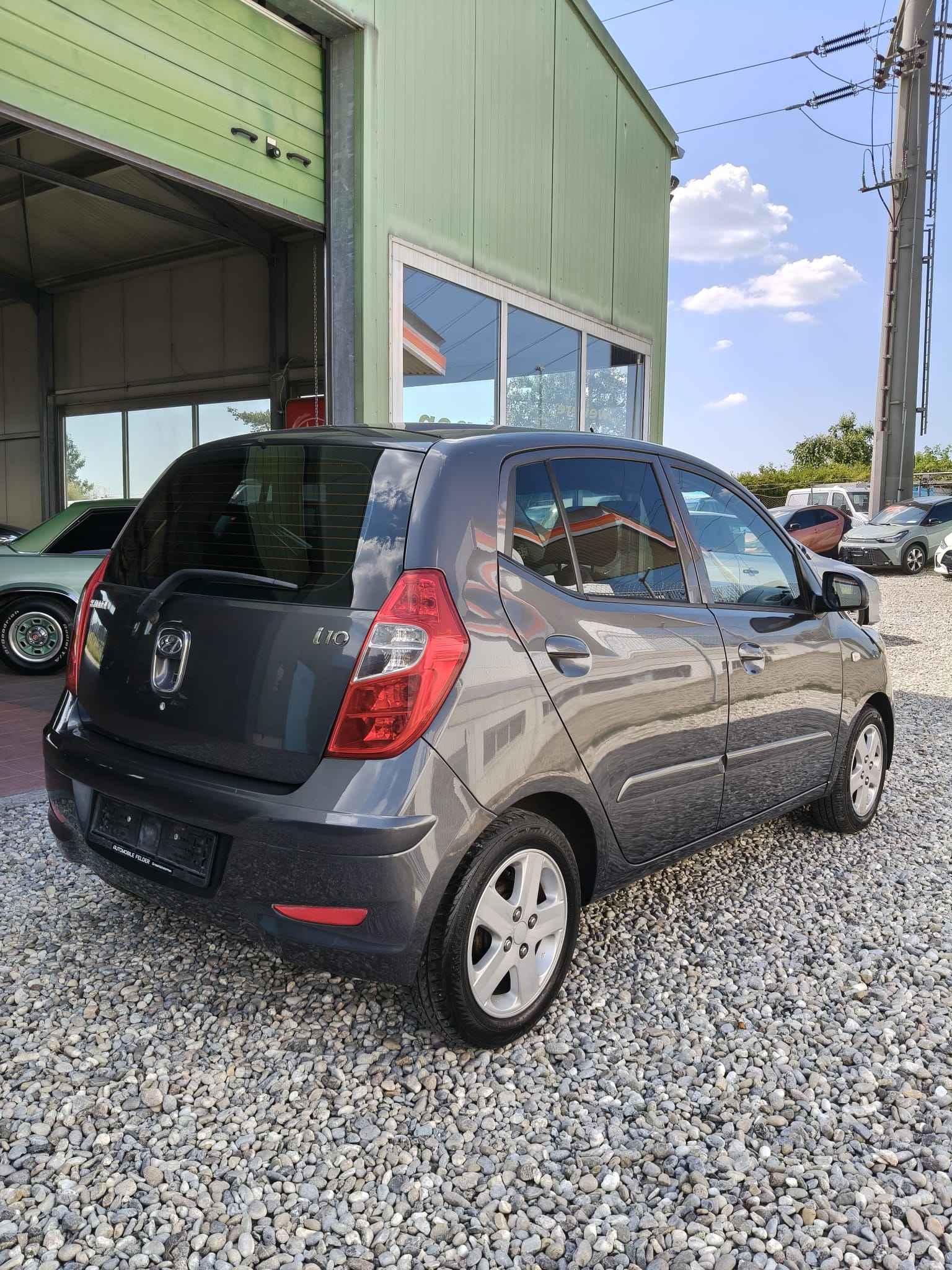 HYUNDAI i10 1.1 Comfort-image-4