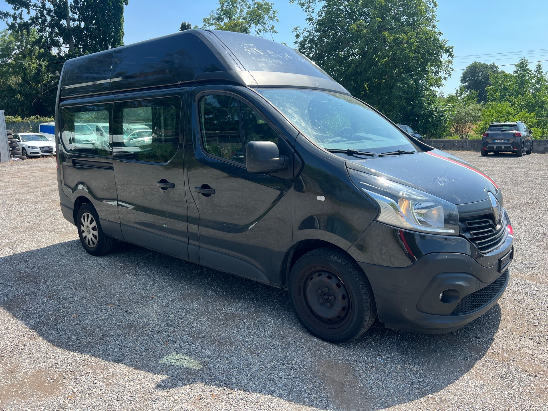 RENAULT Trafic 1.6 ENERGY TwinT. dCi145 2.9t Business L2H2-image-9