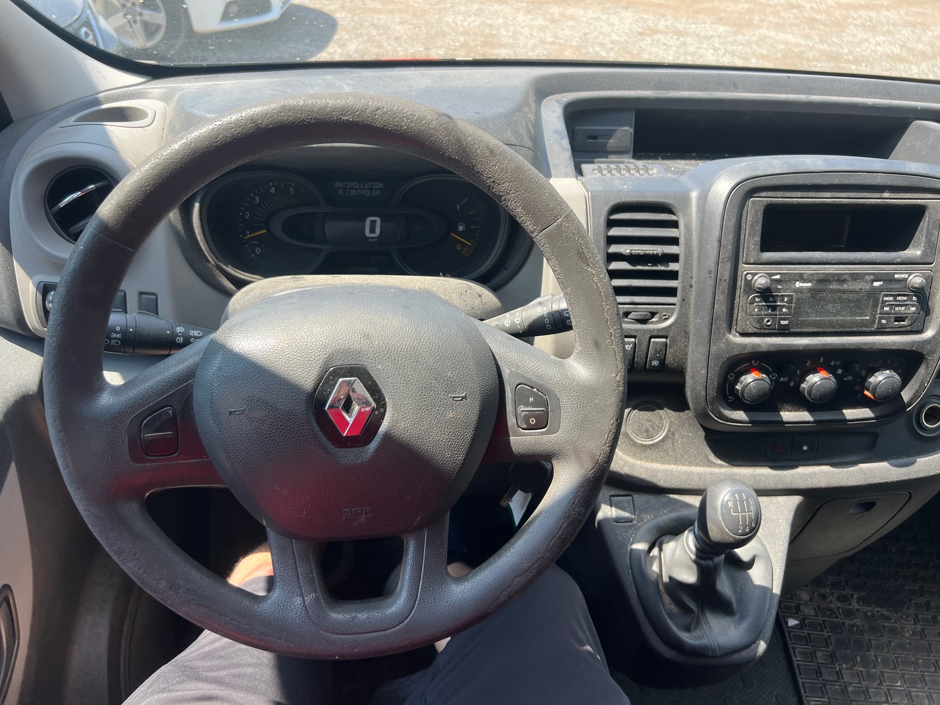 RENAULT Trafic 1.6 ENERGY TwinT. dCi145 2.9t Business L2H2-image-11