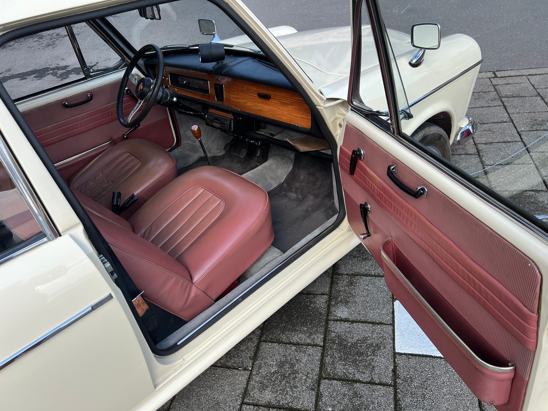 MG 1100-image-10