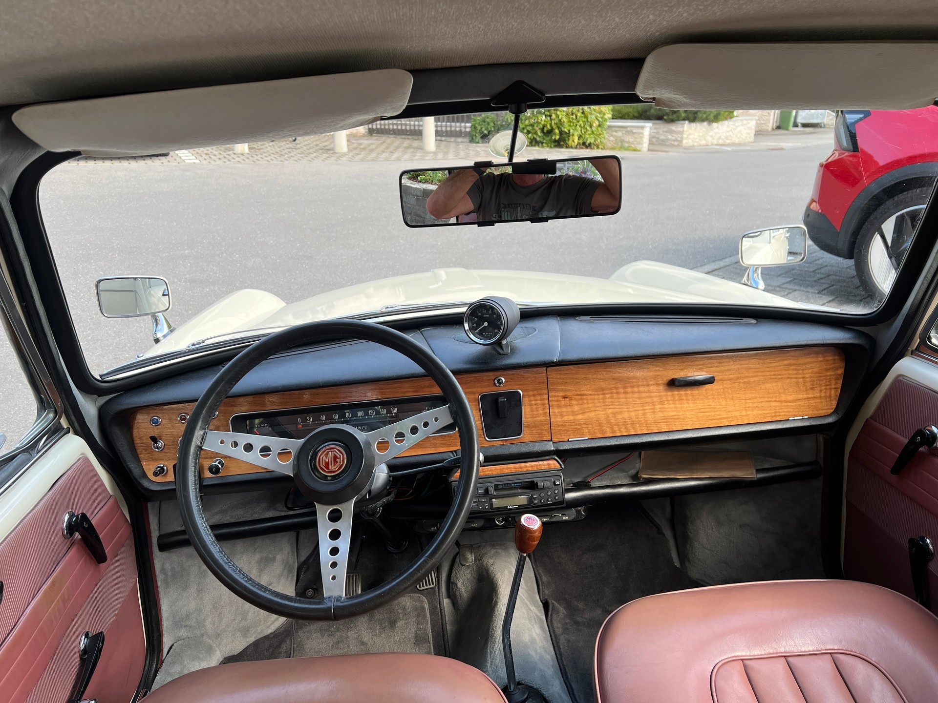 MG 1100-image-7