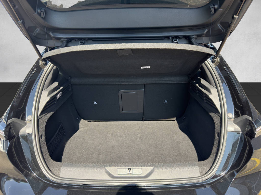 PEUGEOT 308 1.2 PureTech Allure Pack-image-5