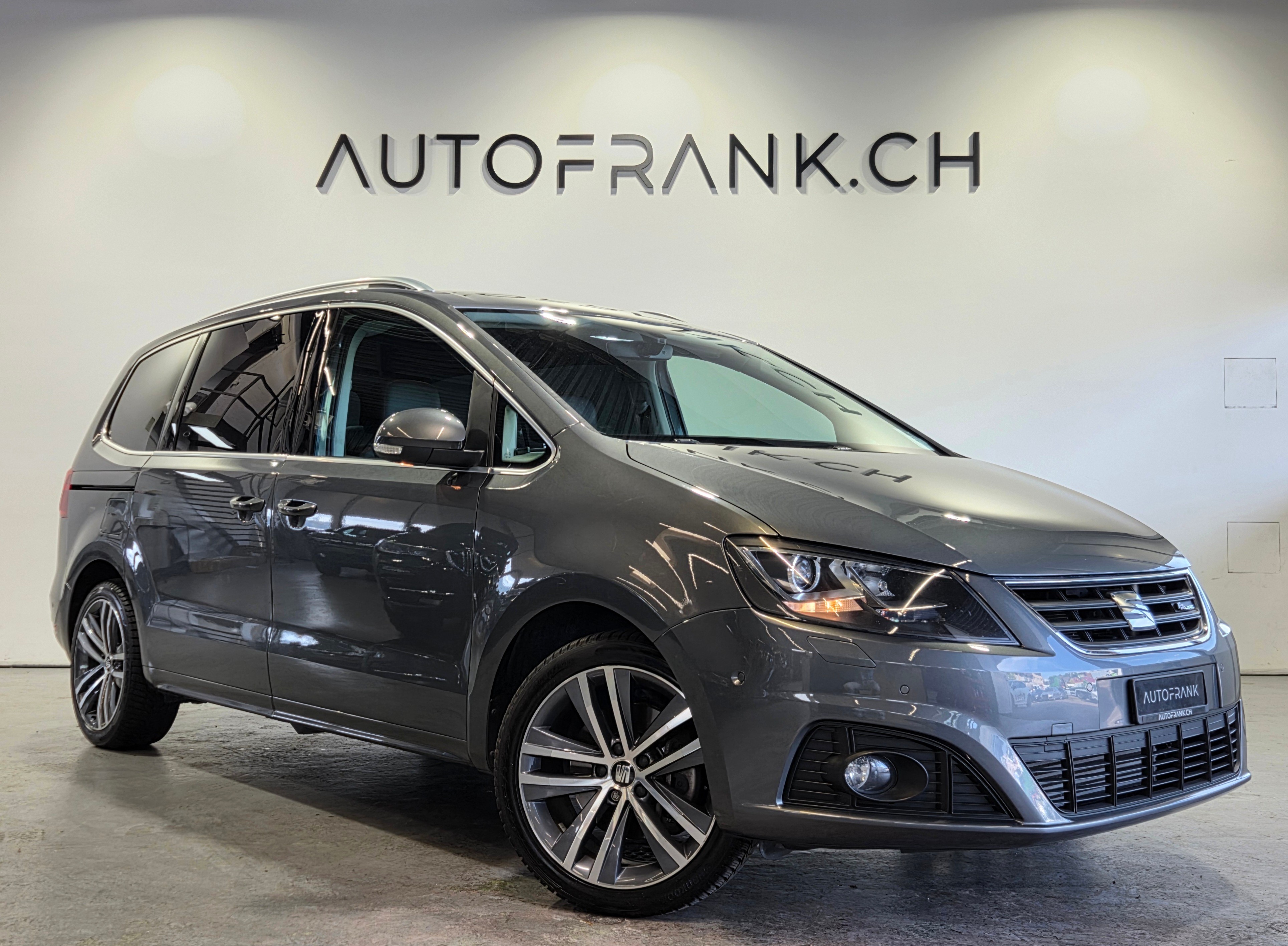SEAT Alhambra 7-Plätzer 2.0 (Kompaktvan / Minivan) Seat SEAT Alhambra 7-Plätzer 2.0 (Kompaktvan / Minivan)
