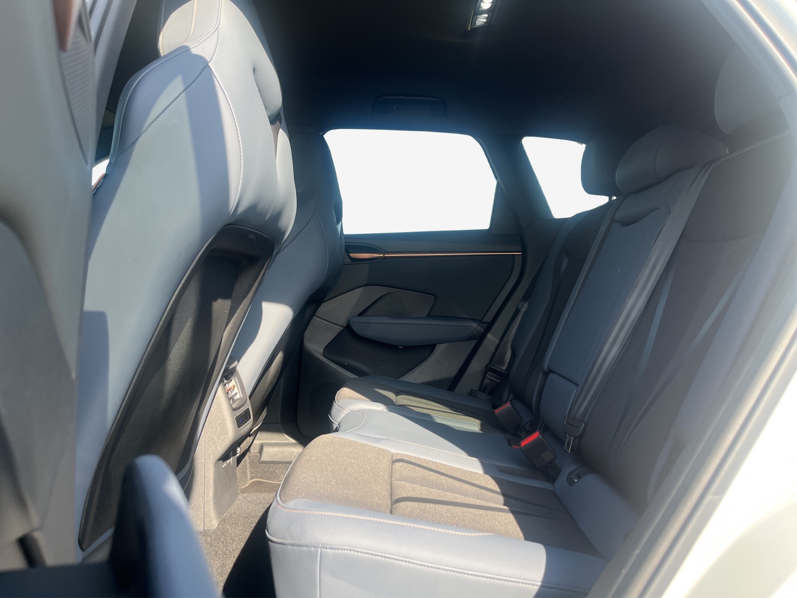 CUPRA Terramar 1.5 eHybrid DSG VZ-image-12