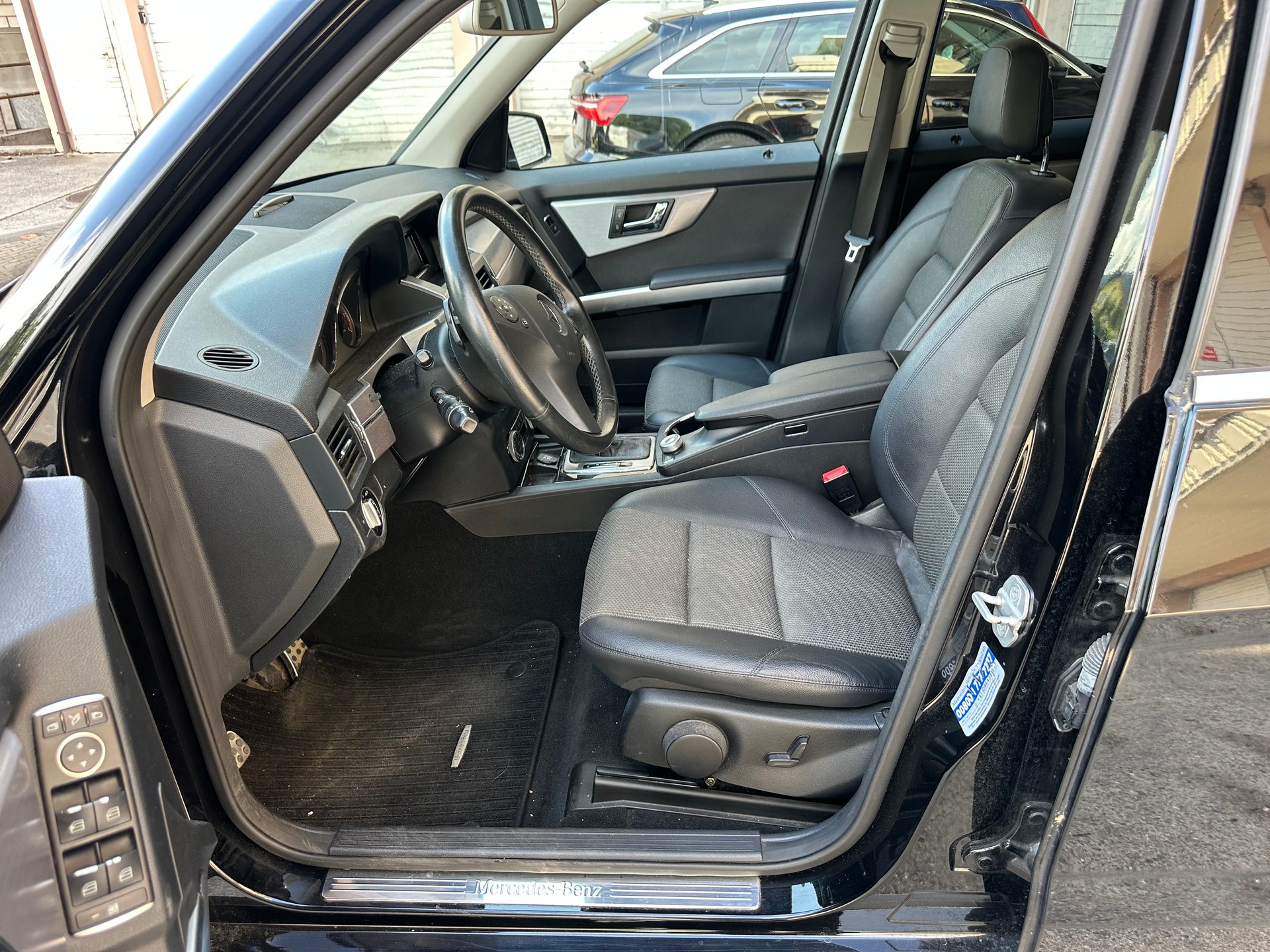 MERCEDES-BENZ GLK 220 CDI BlueEfficiency 4Matic 7G-Tronic-image-10