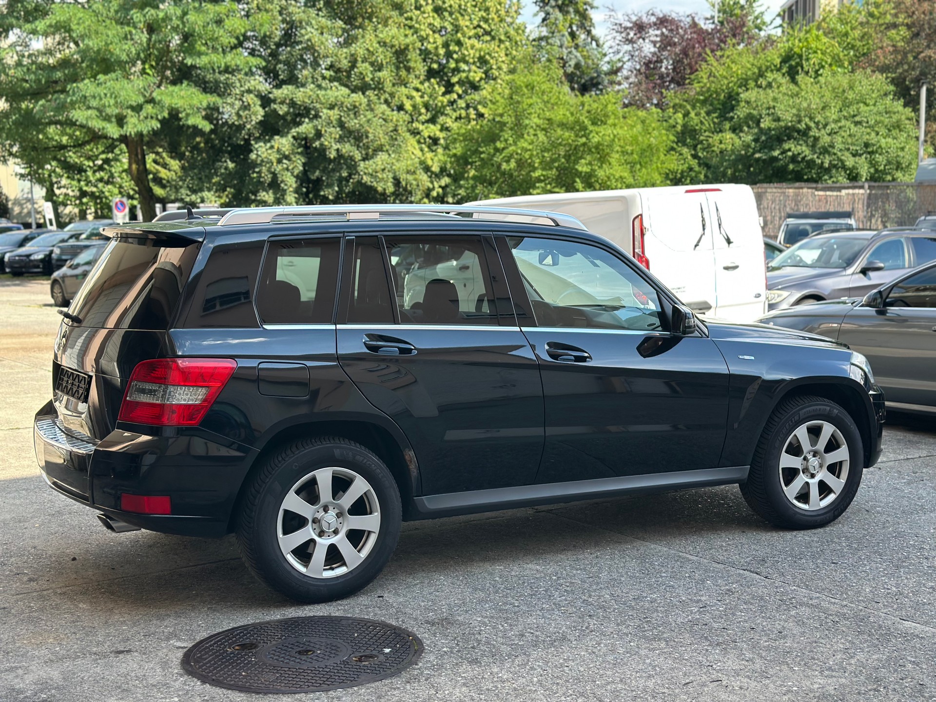 MERCEDES-BENZ GLK 220 CDI BlueEfficiency 4Matic 7G-Tronic-image-2