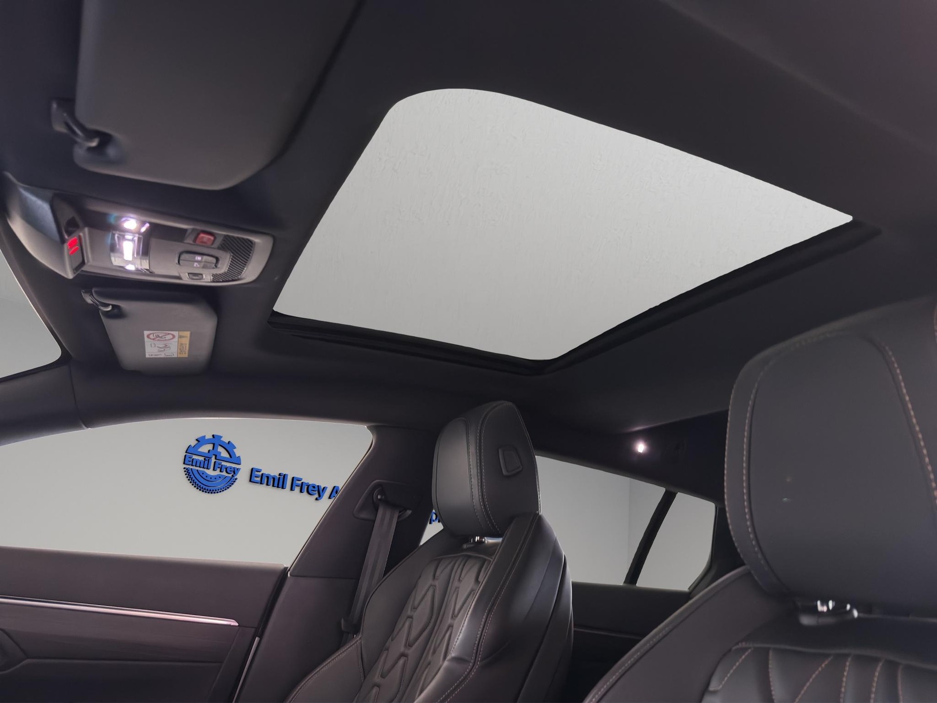 PEUGEOT 508 SW 1.6 Plug-in Hybrid GT-image-9