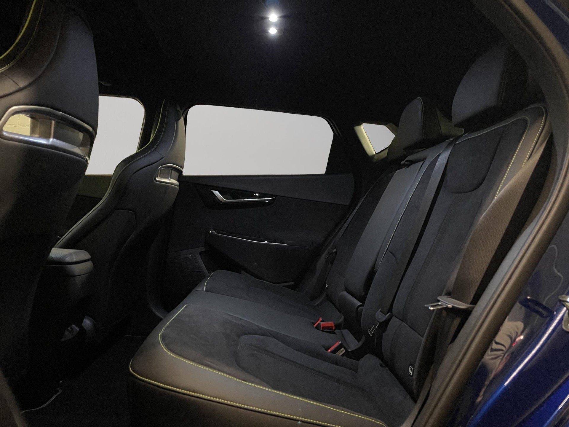 KIA EV6 77 kWh GT 4x4-image-7