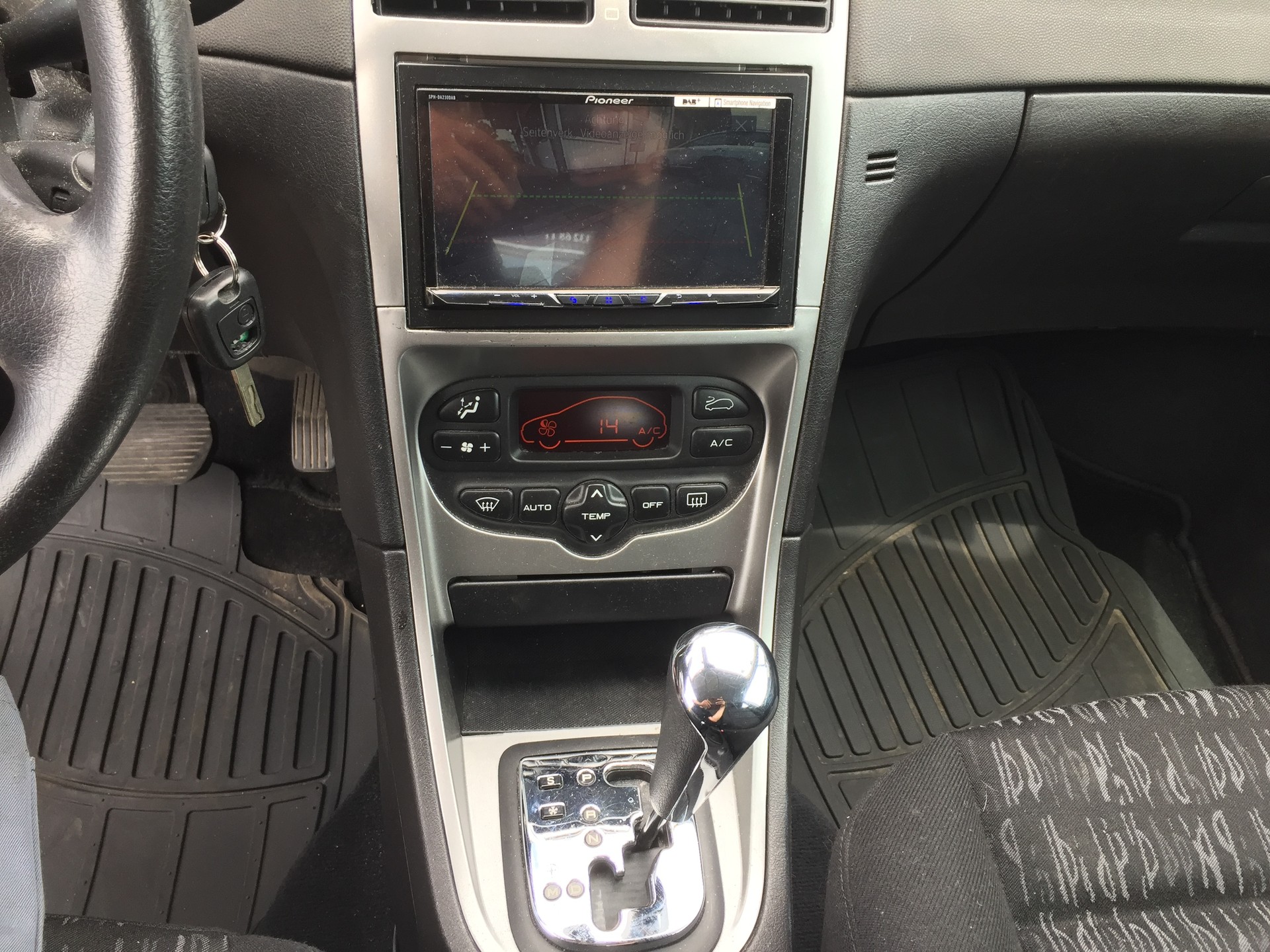 PEUGEOT 307-image-11