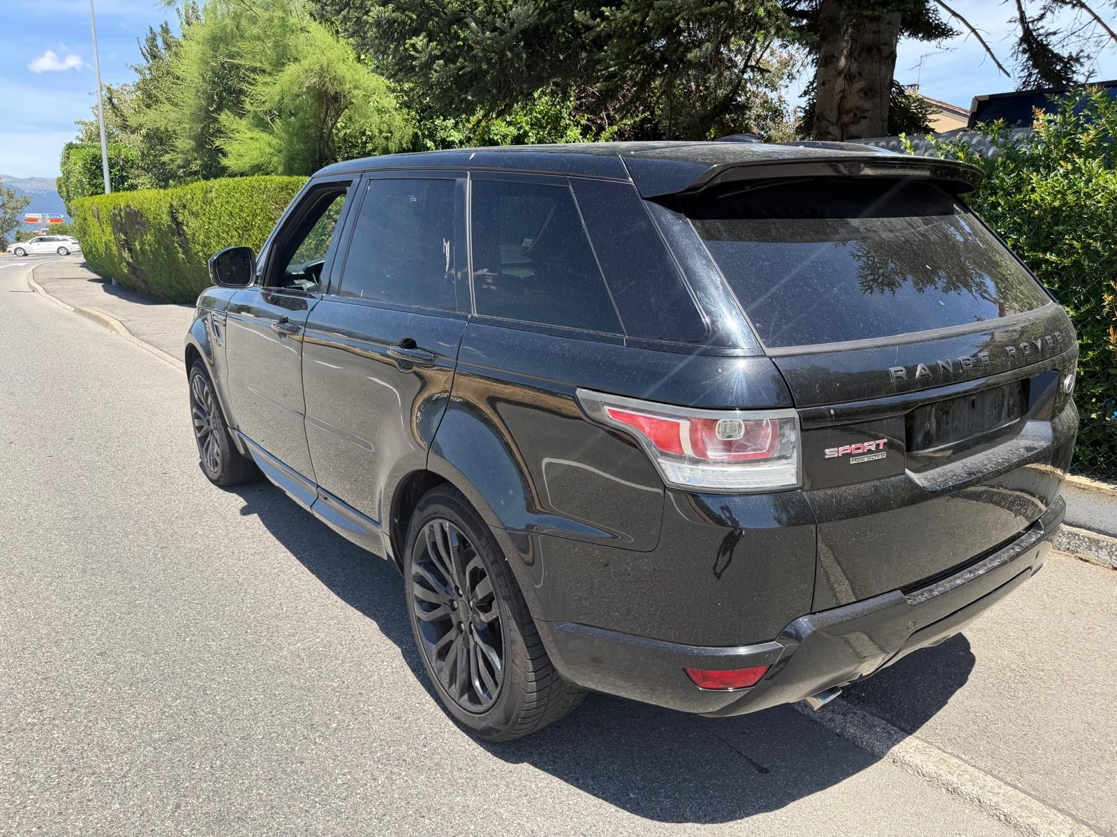 LAND ROVER Range Rover Sport 3.0 SDV6 HSE Dynamic BRUIT MOTEUR-image-3