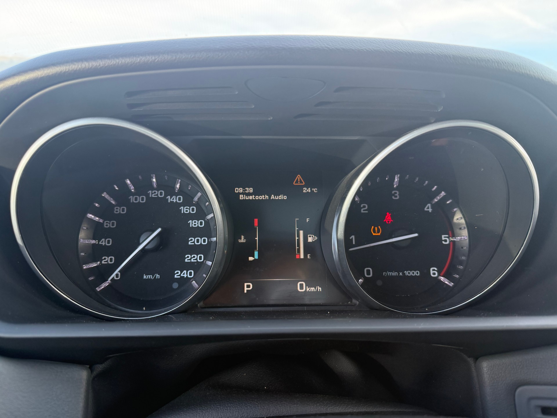 LAND ROVER Range Rover Sport 3.0 SDV6 HSE Dynamic BRUIT MOTEUR-image-9