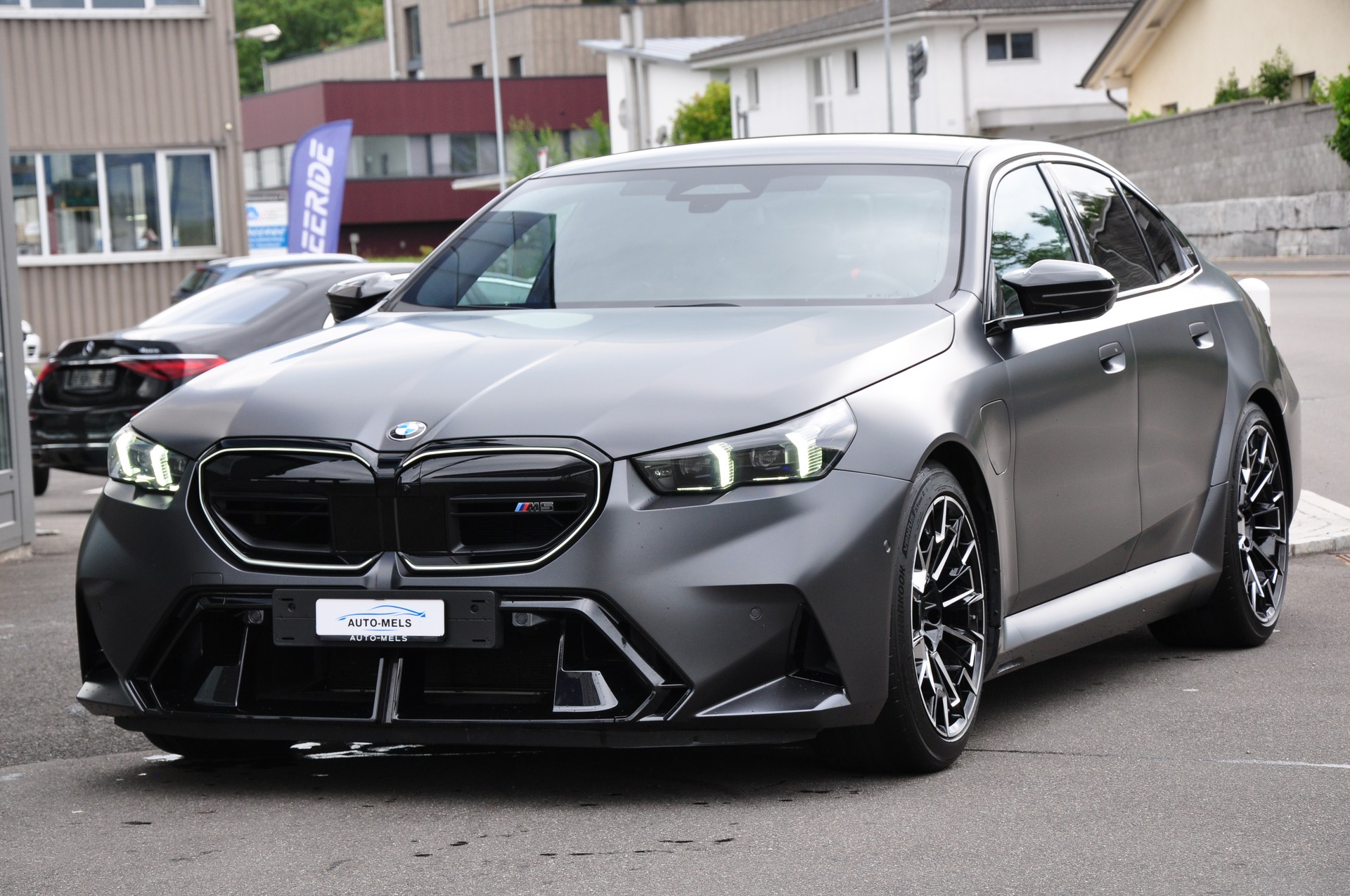BMW M5 xDrive-image-13