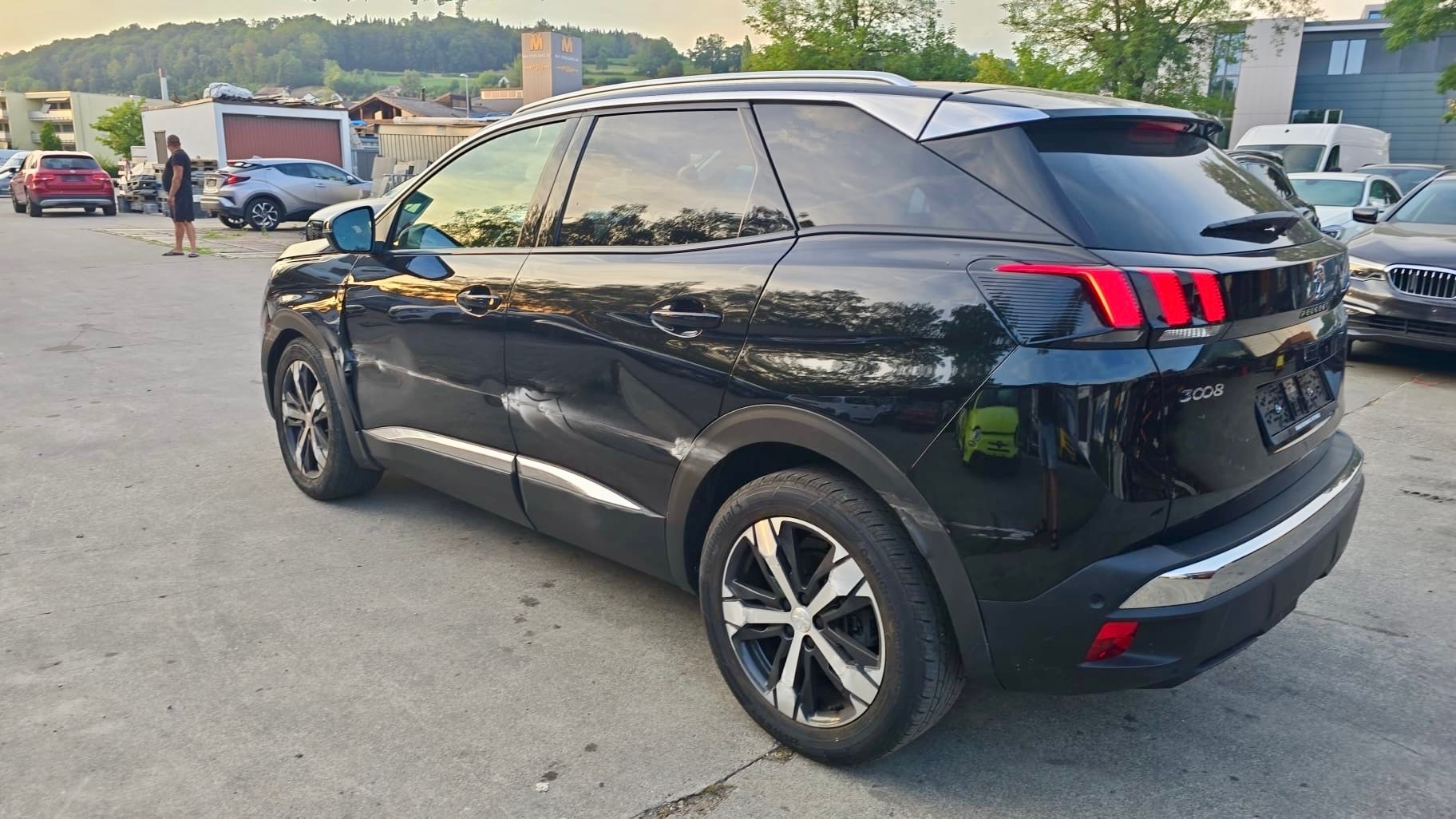 PEUGEOT 3008 1.6 THP Allure EAT-image-2