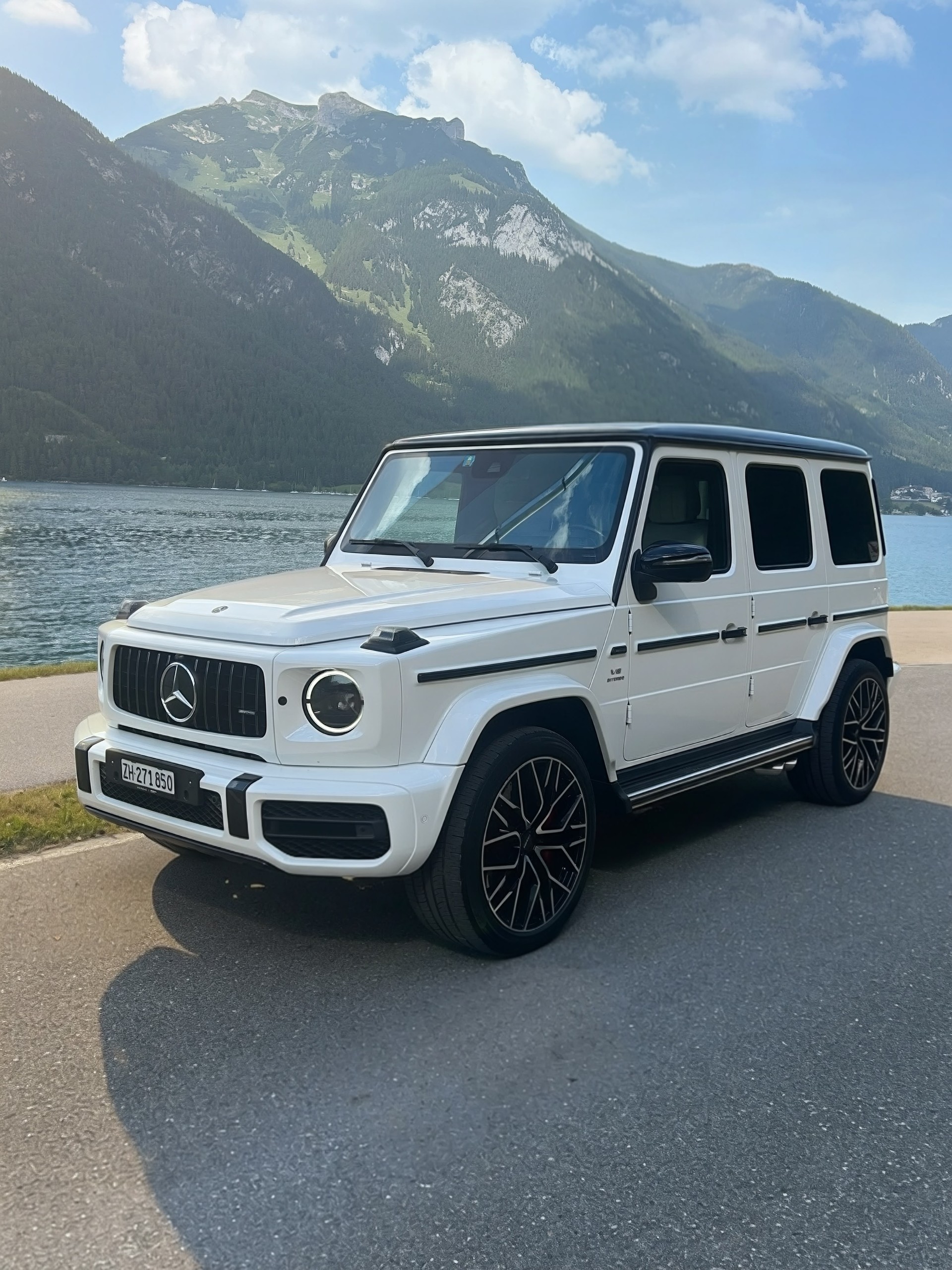 MERCEDES-BENZ G 63 AMG-image-1