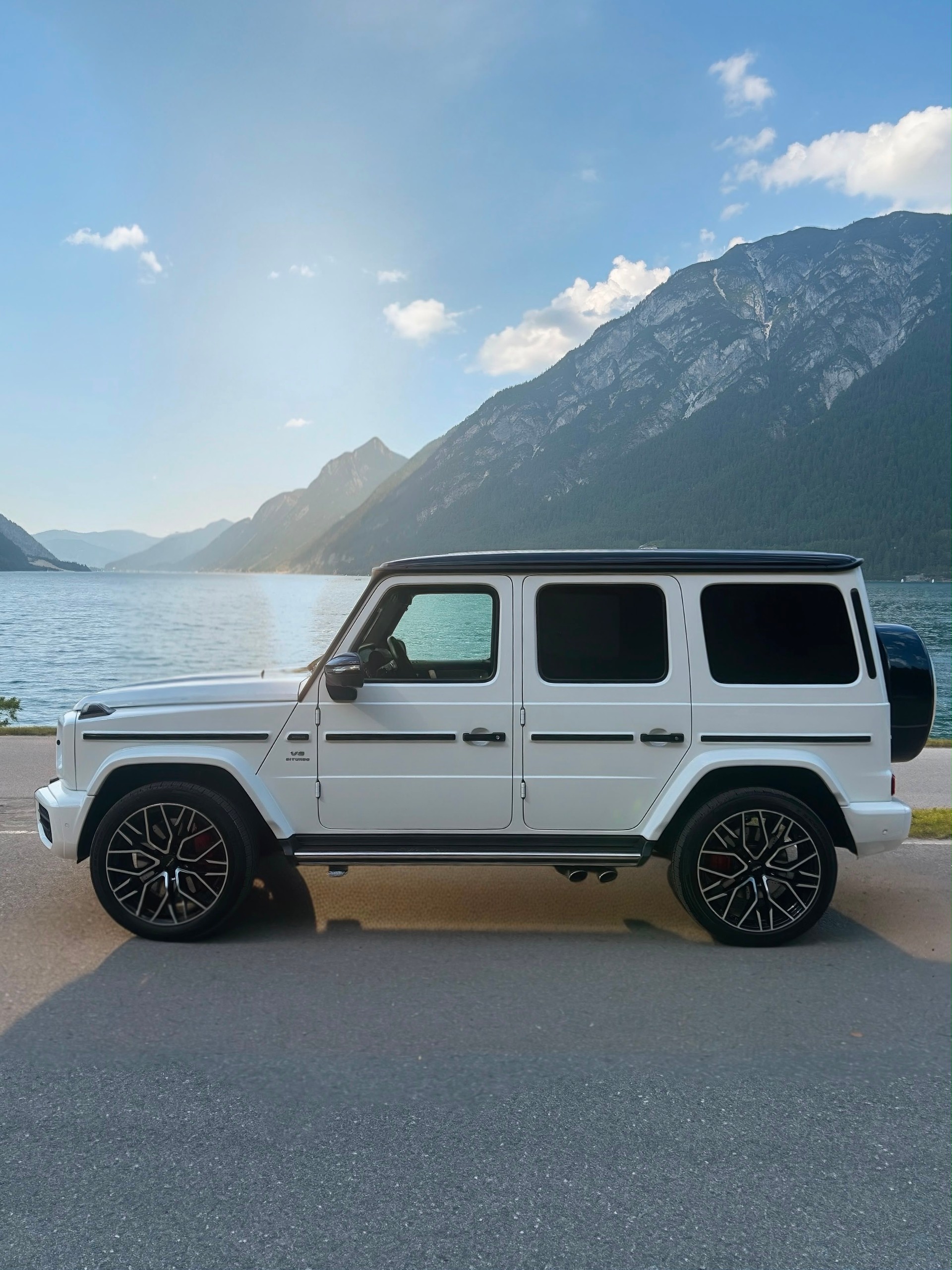 MERCEDES-BENZ G 63 AMG-image-4