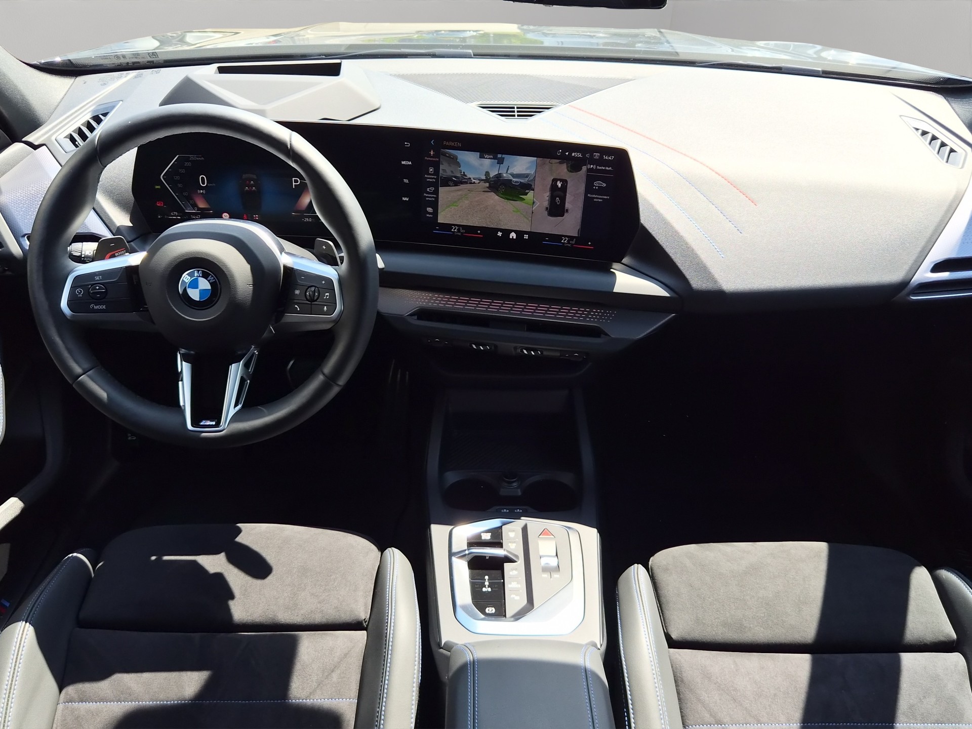 BMW 123 xDrive M Sport Pro Steptronic-image-15