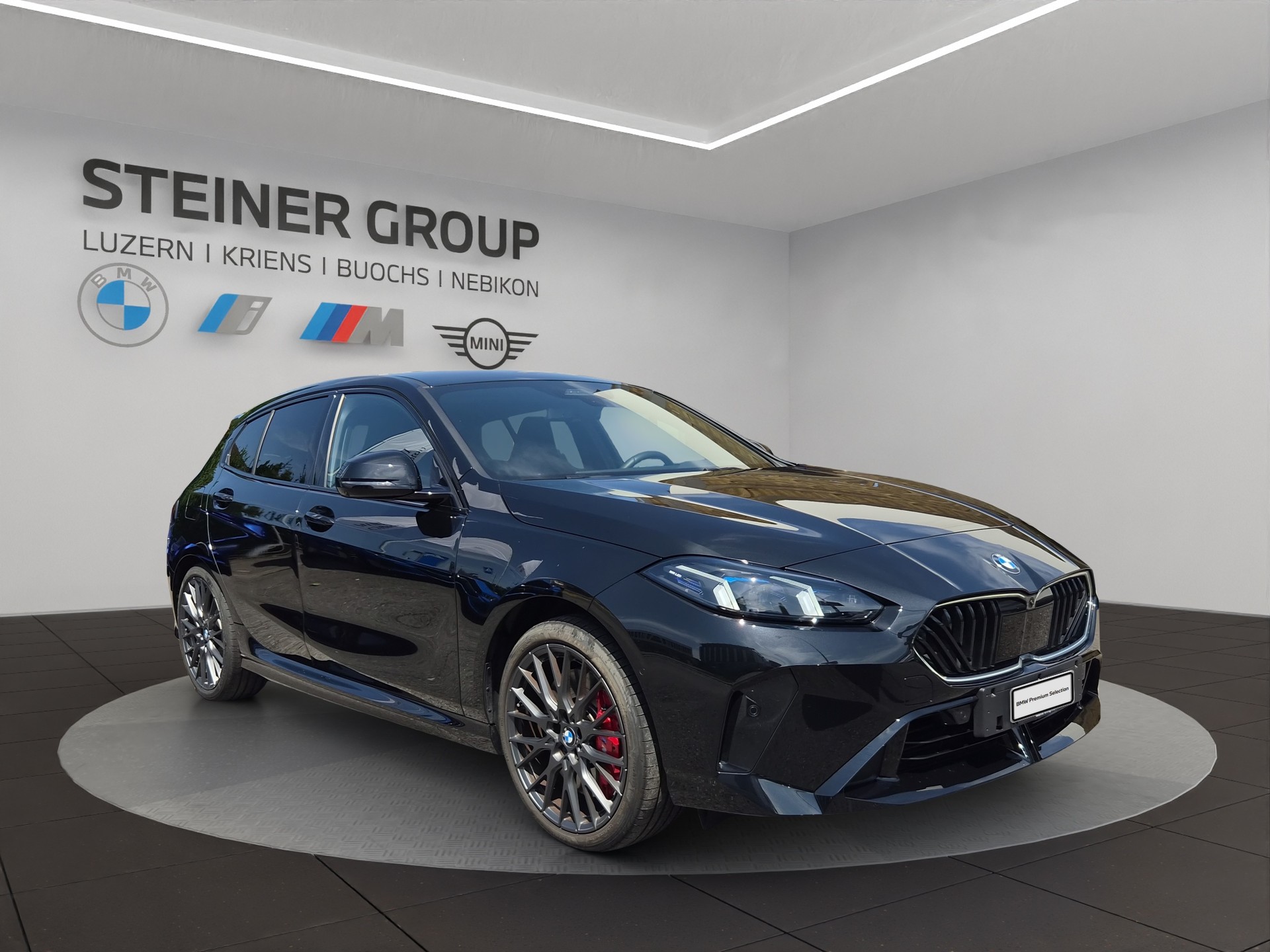 BMW 123 xDrive M Sport Pro Steptronic-image-2
