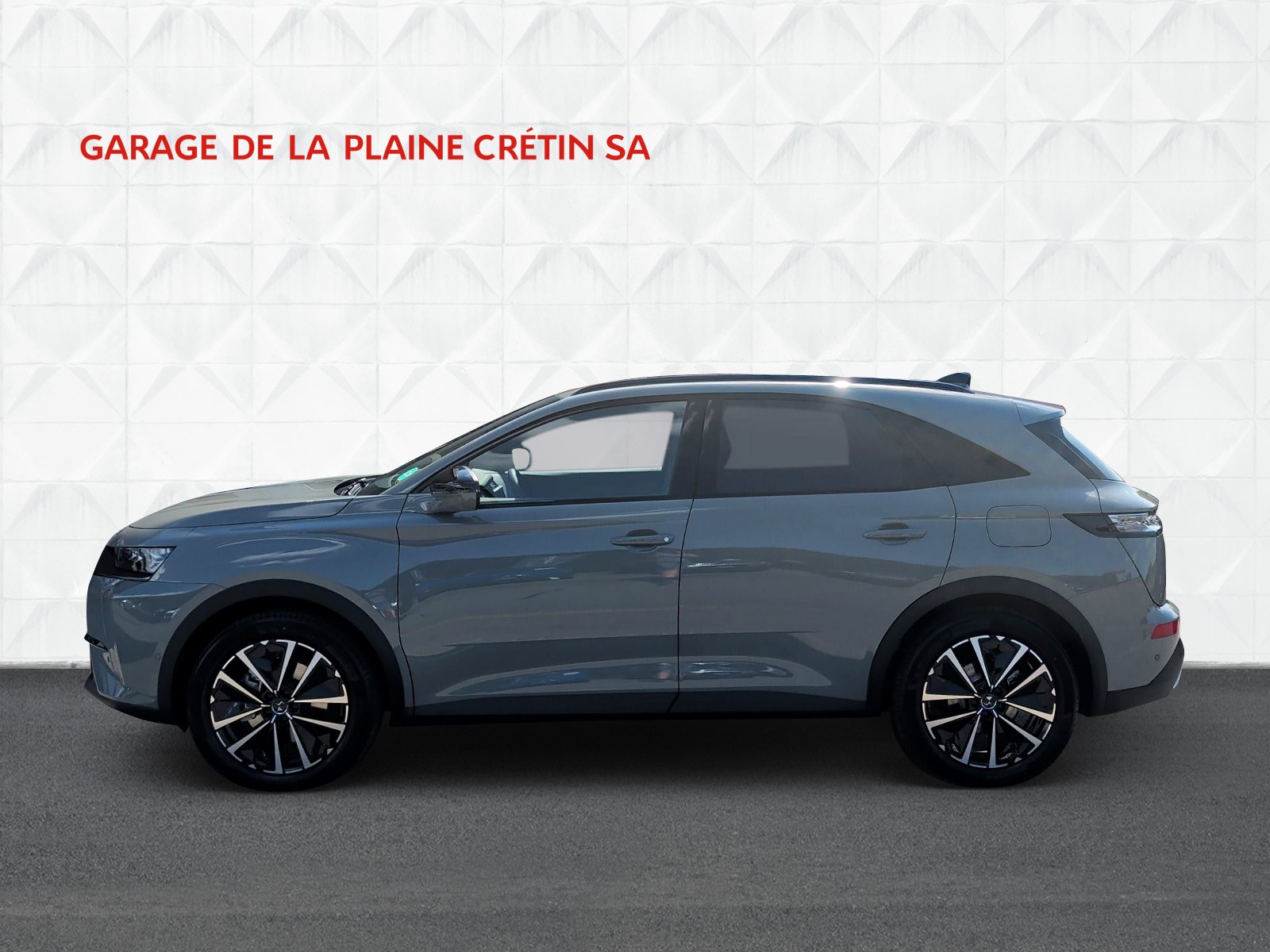 DS AUTOMOBILES DS 7 Crossback E-Tense 300 4x4 Etoile-showroom-element-1